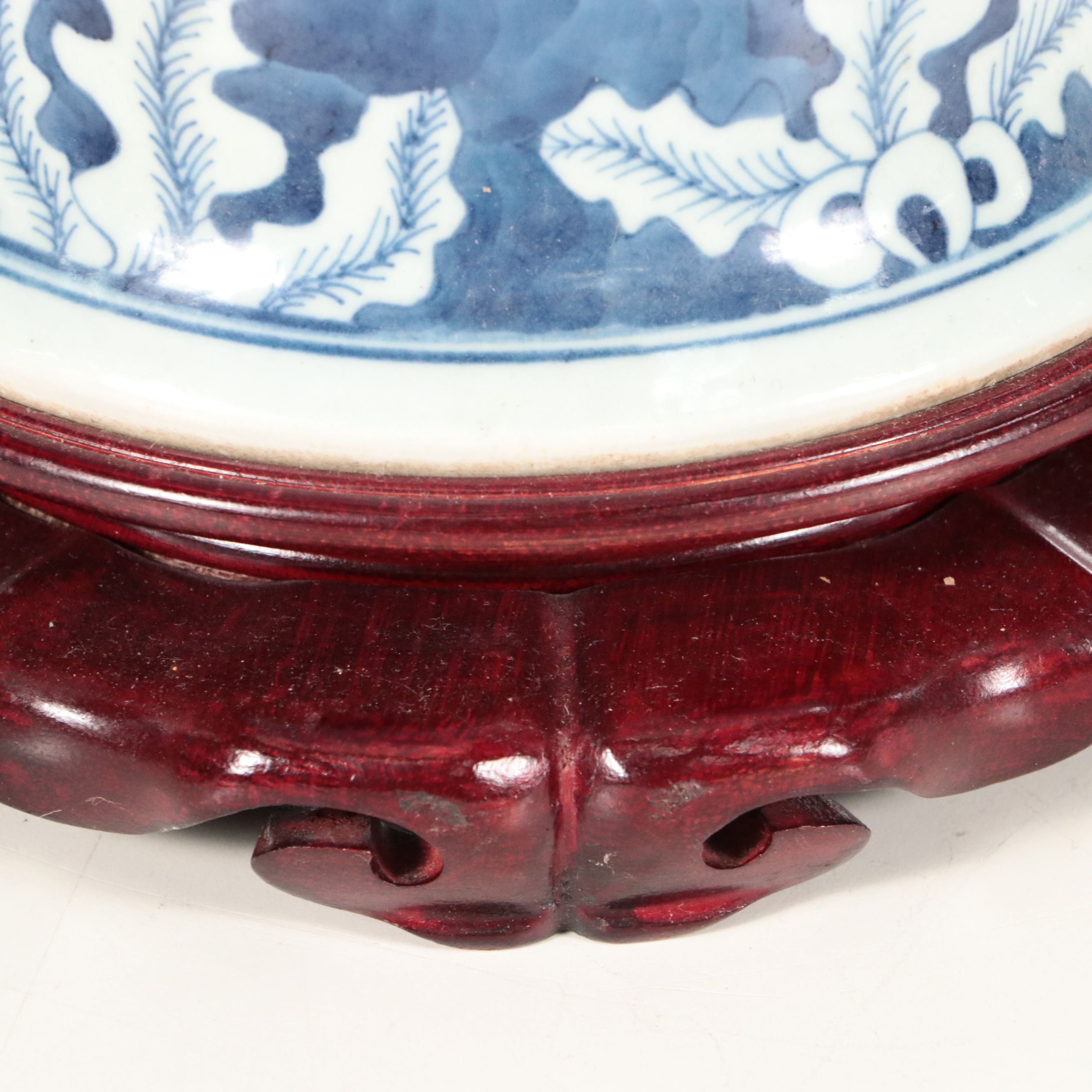 Chinese Porcelain Blue and White Ginger Jar Table Lamp with Silk Pleat Shades