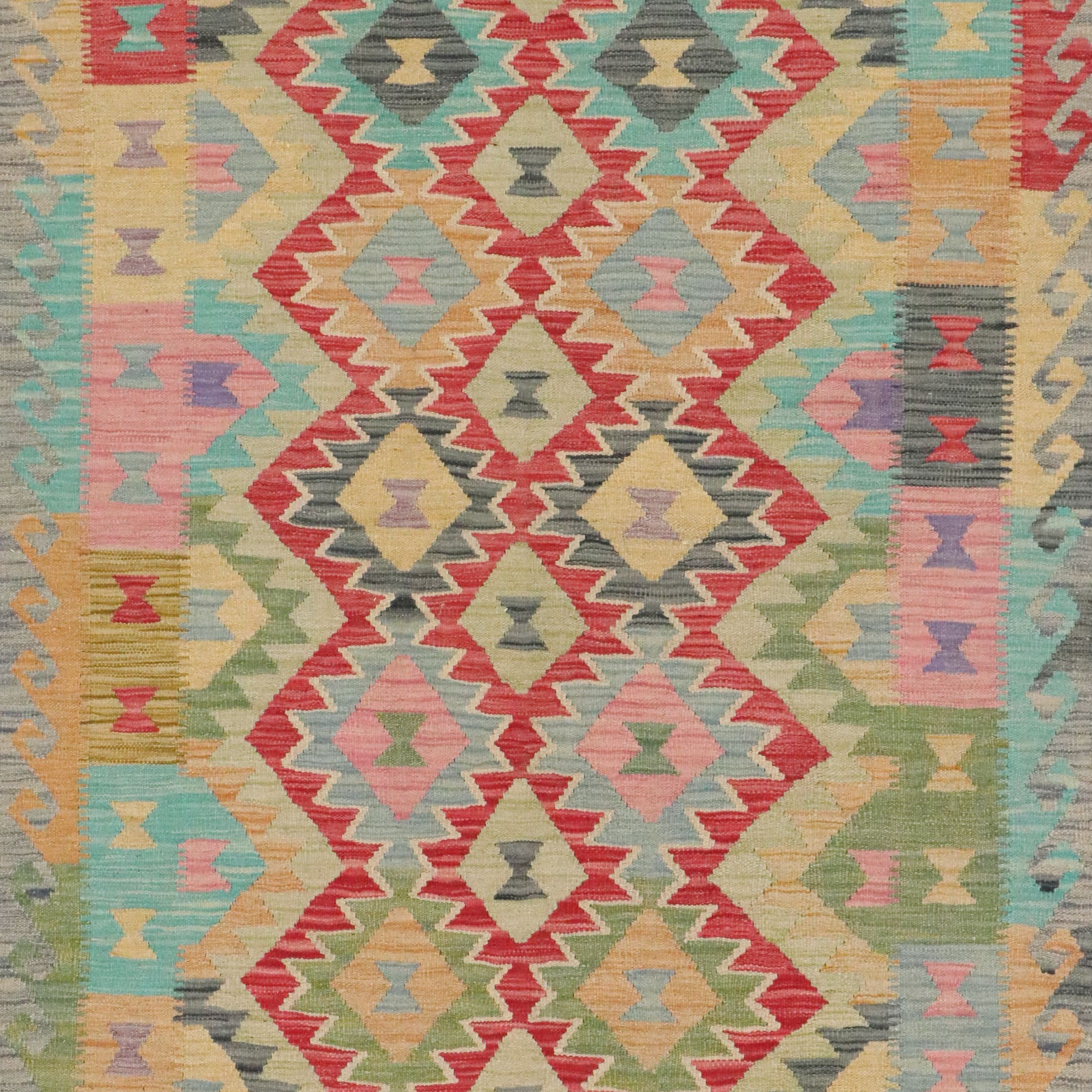 4'11 x 6'11 Handwoven Turkish Kilim Area Rug