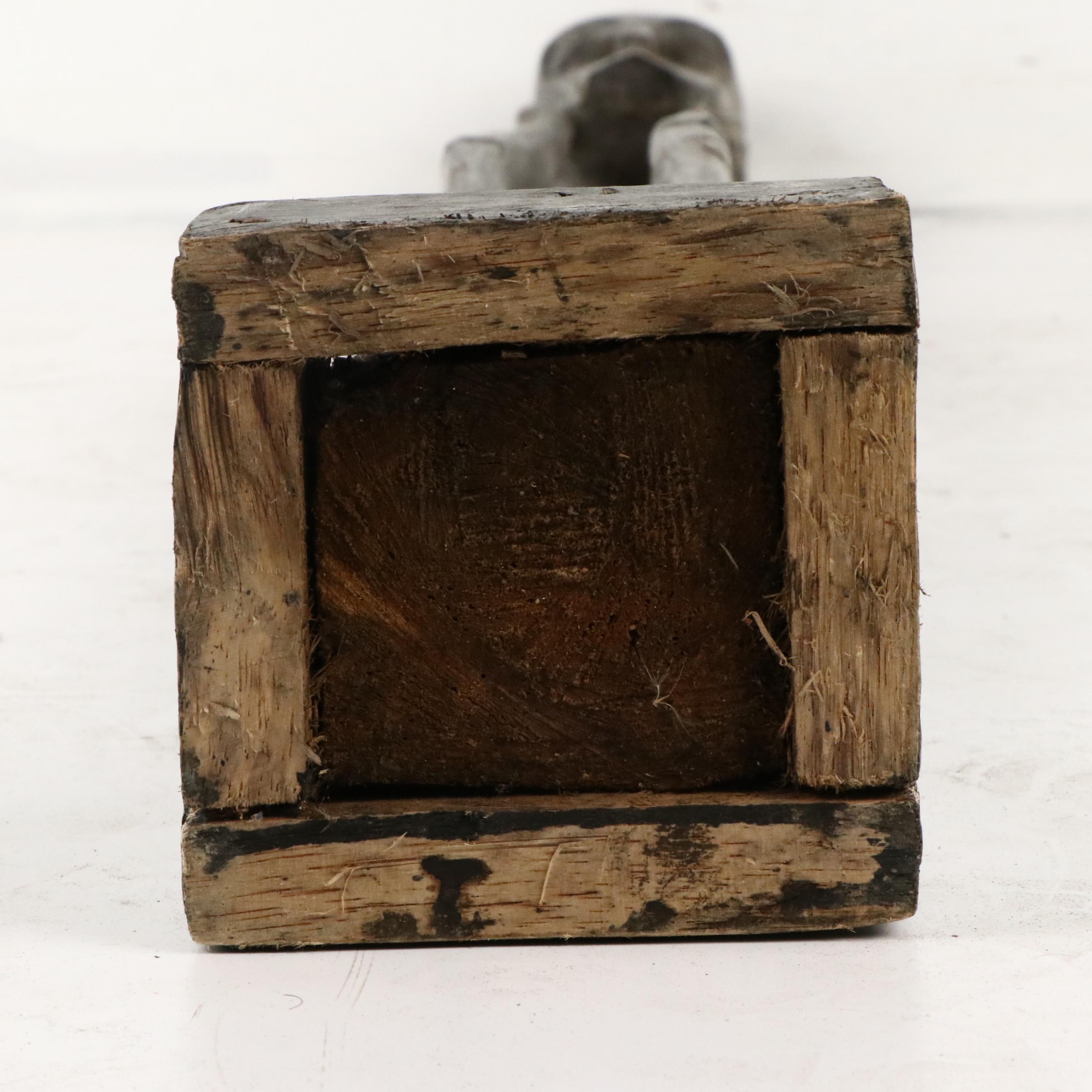 Nigerian Mumuye Style Carved Wooden Thinker Sculpture