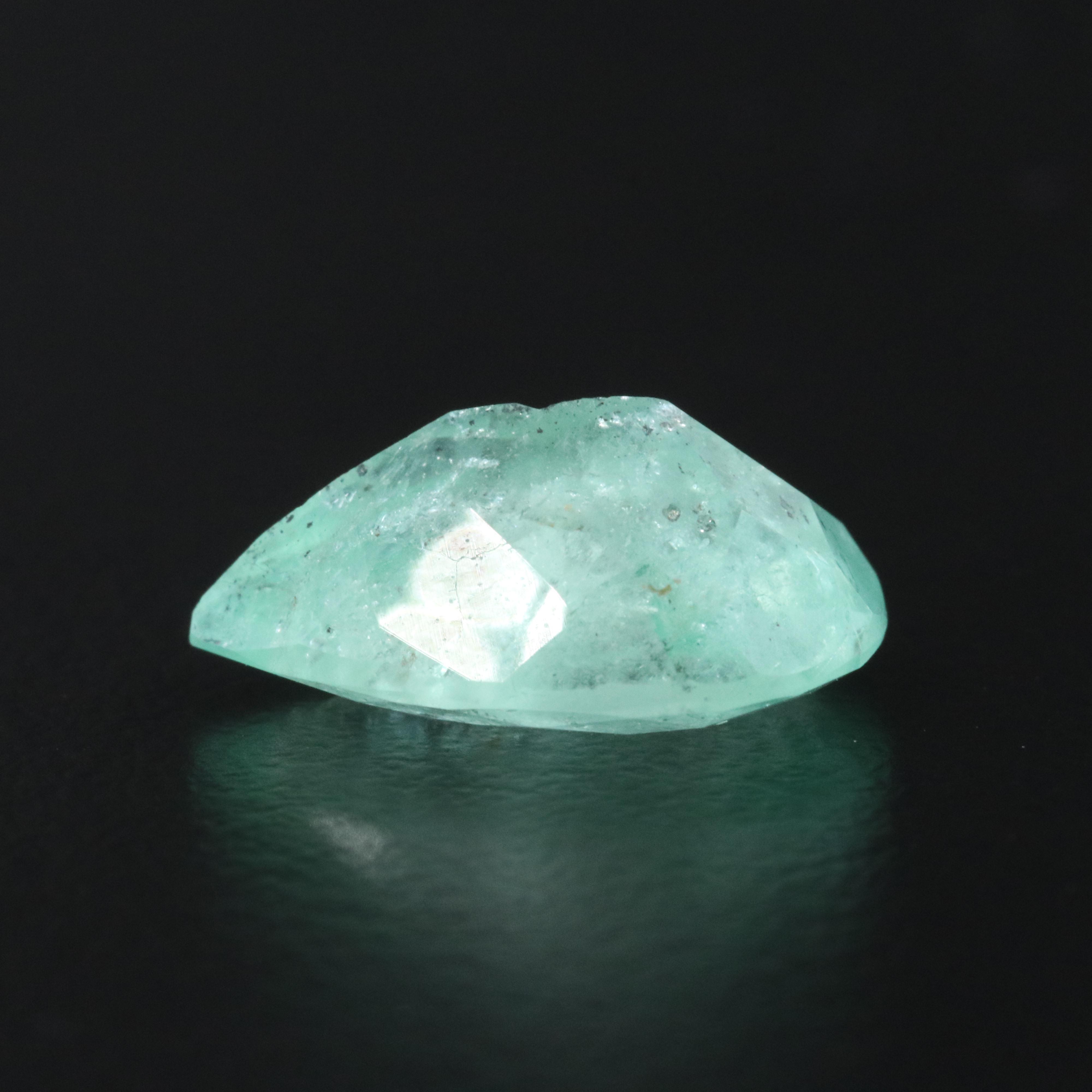 Loose 4.26 CT Emerald