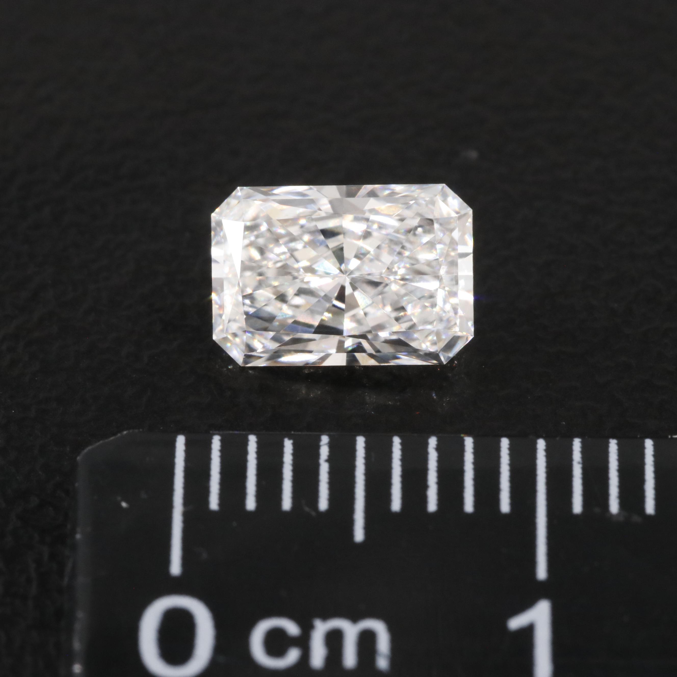 Loose 1.06 CT Lab Grown Diamond with IGI Report