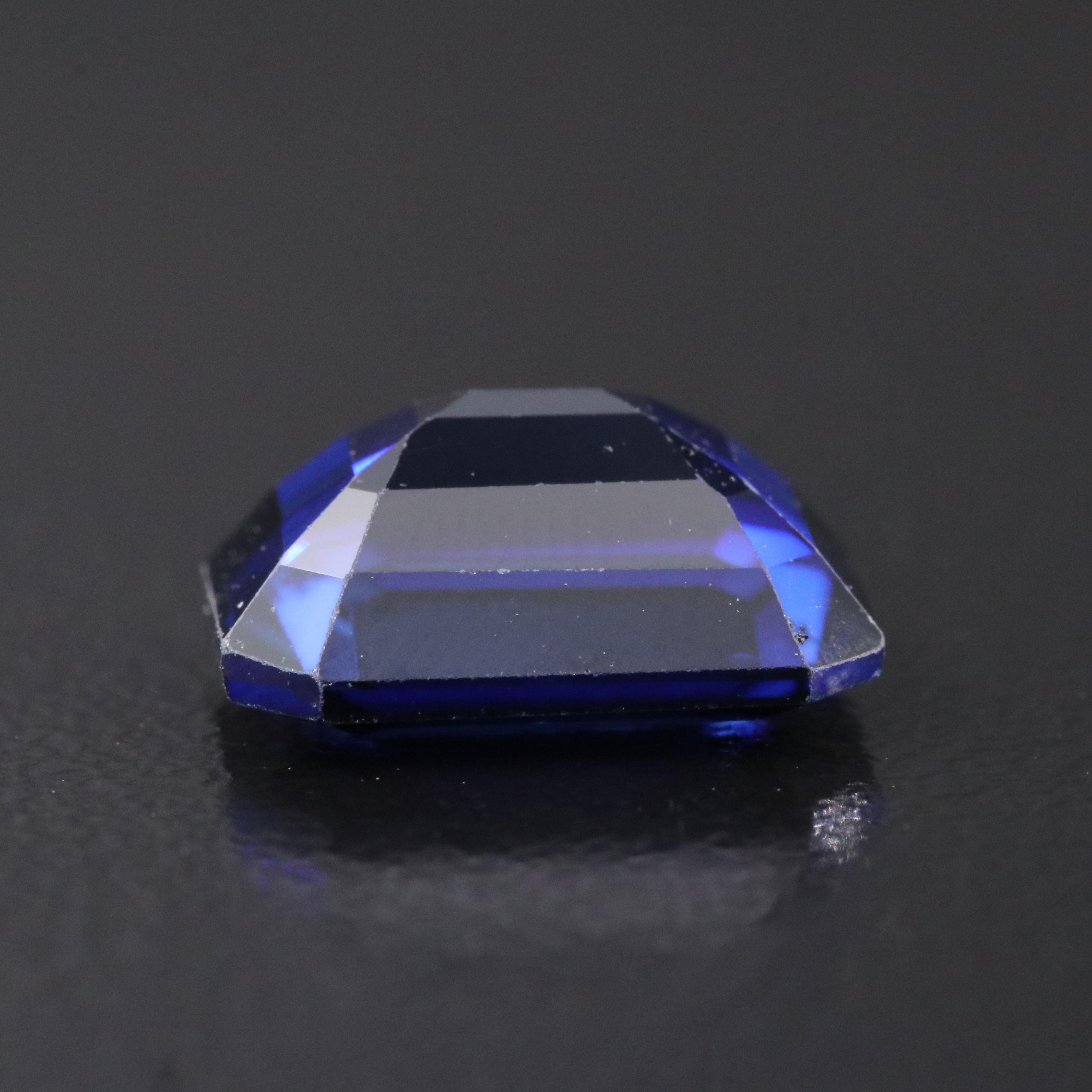 Loose 5.53 CT Lab Grown Sapphire