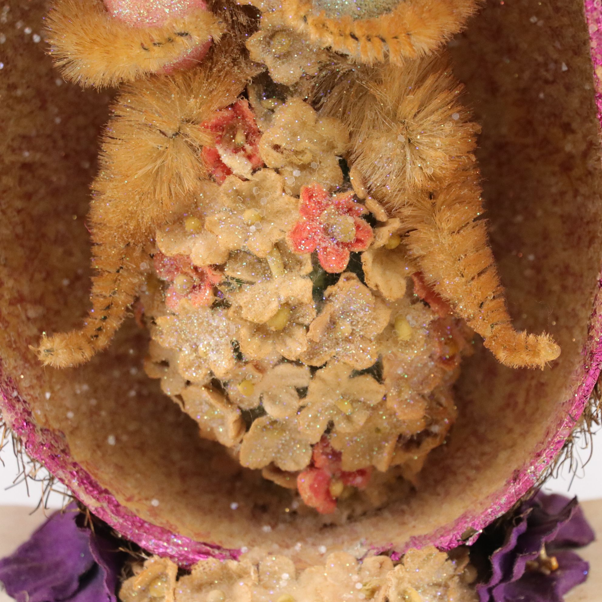 Victorian Style Handmade Egg Diorama, 20th Century