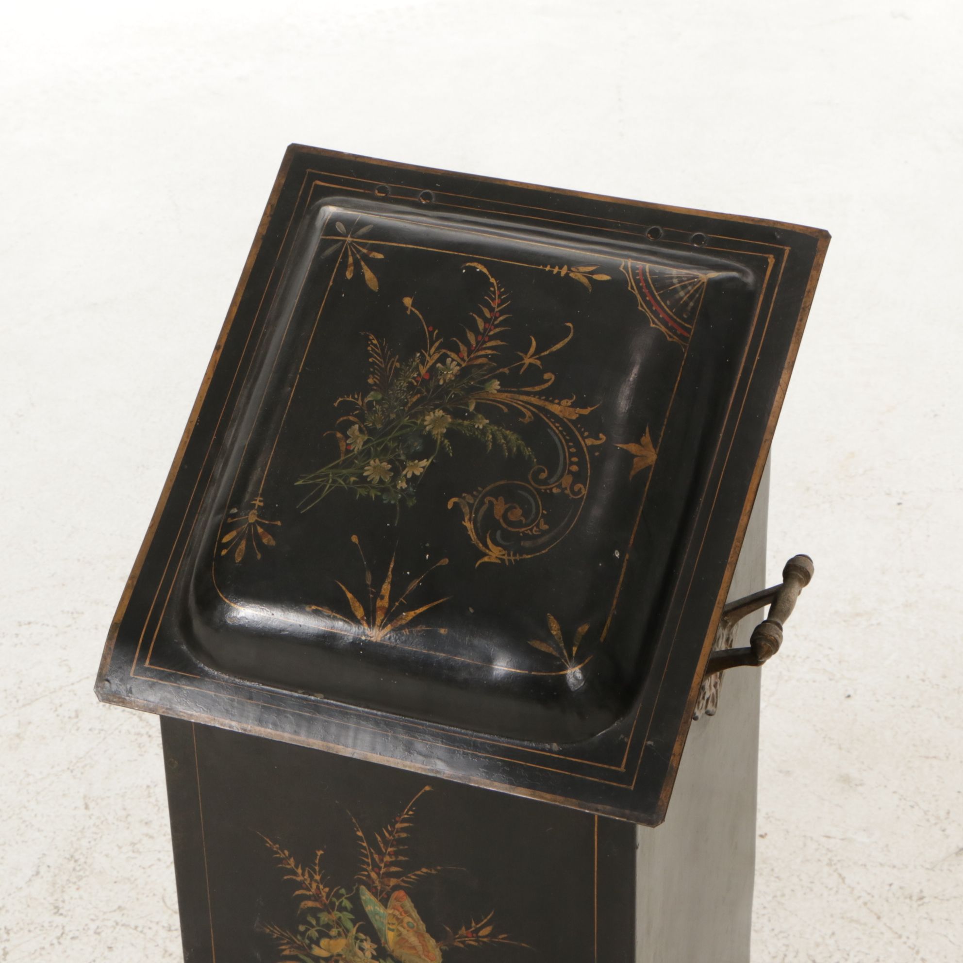 Victorian Toleware Coal Scuttle, Late 19th/ Early 20th Century