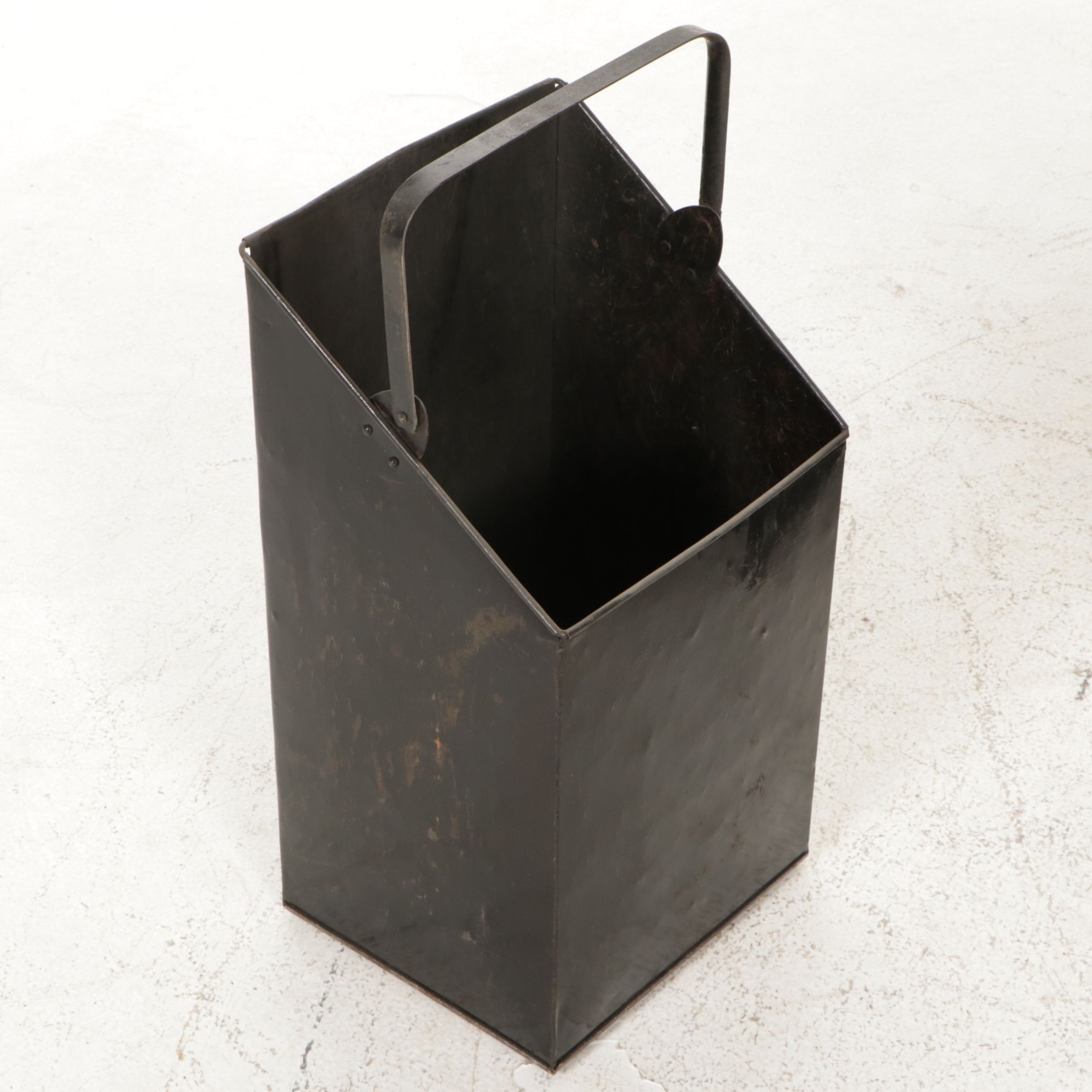 Victorian Toleware Coal Scuttle, Late 19th/ Early 20th Century