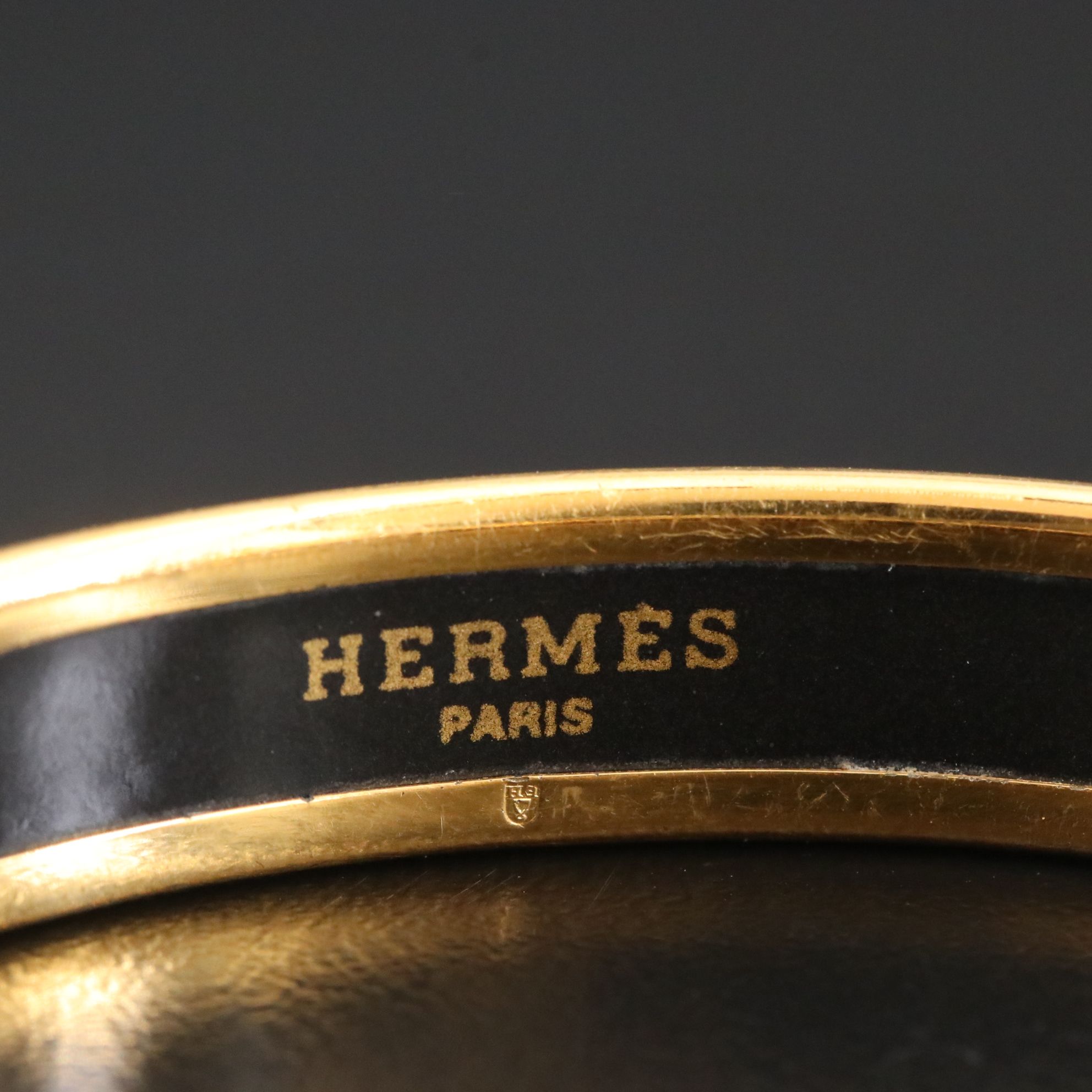 Hermès Fish and Coral Motif Narrow Enamel Bangle