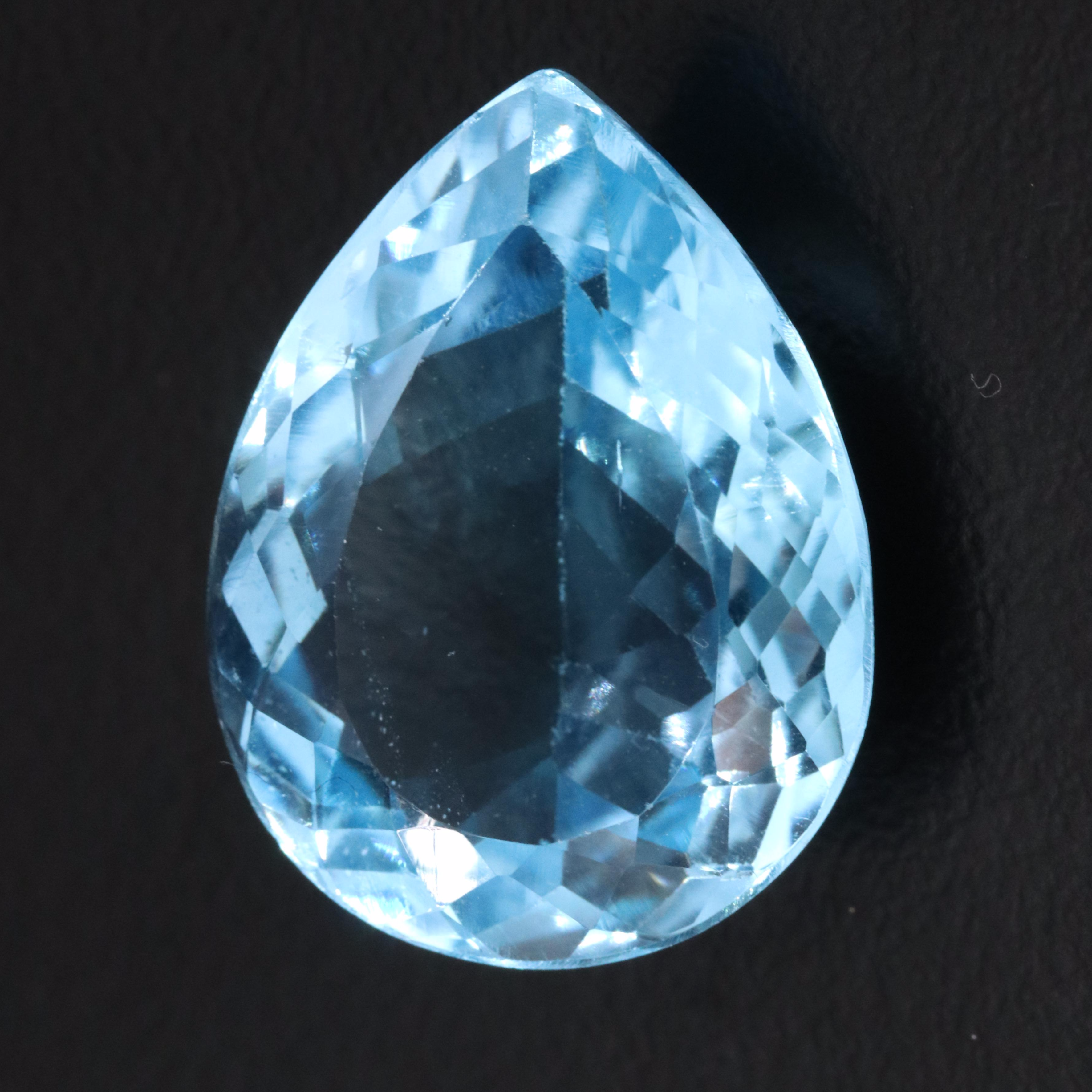 Loose 17.70 CT Swiss Blue Topaz