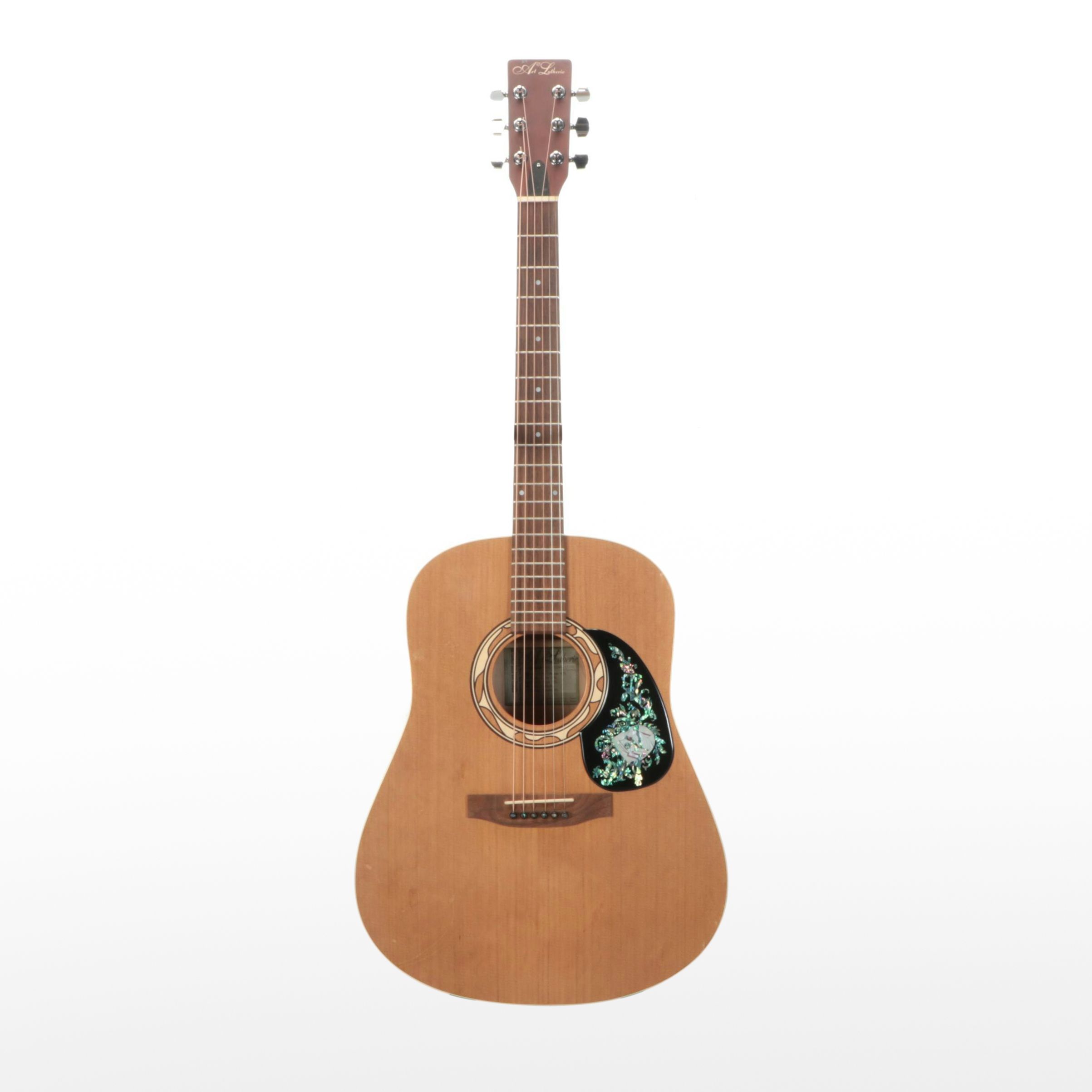 Art & Lutherie Cedar Top Acoustic Guitar with Abalone Inlay Pickguard