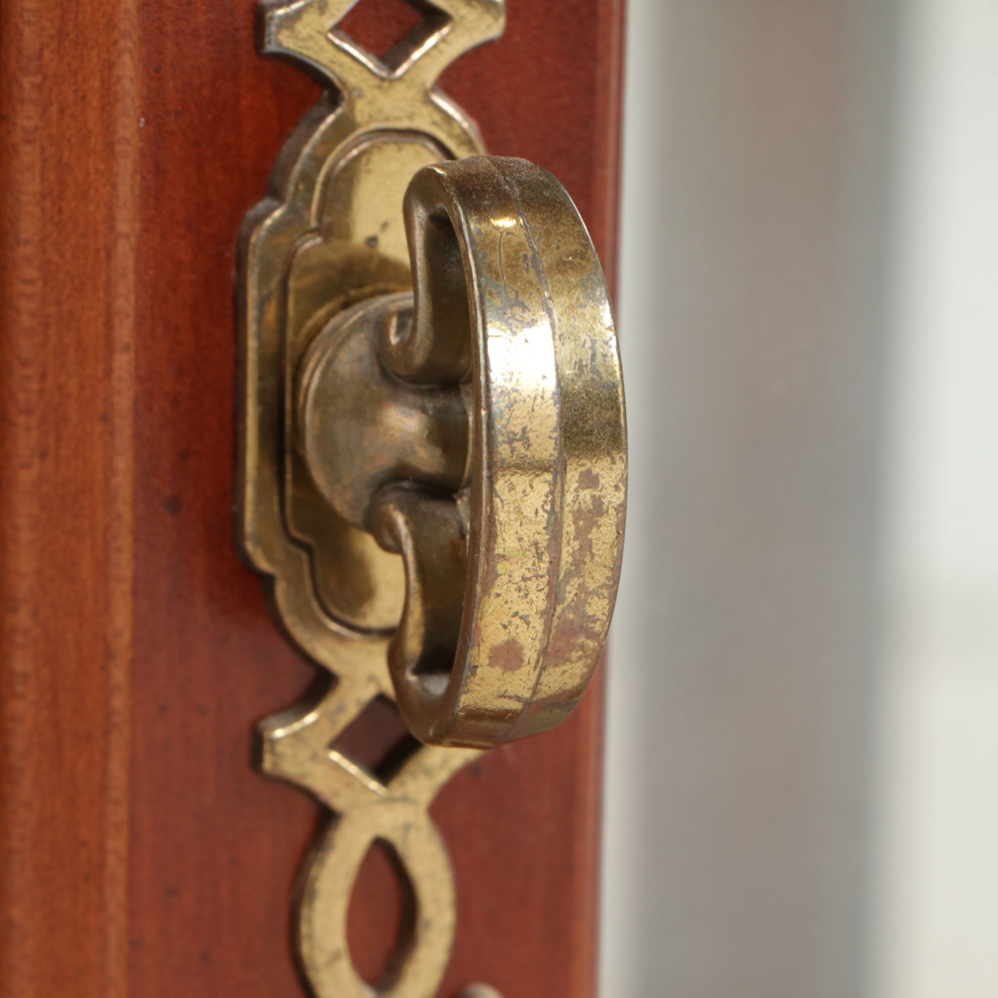 Pulaski Furniture Lighted Display Cabinet