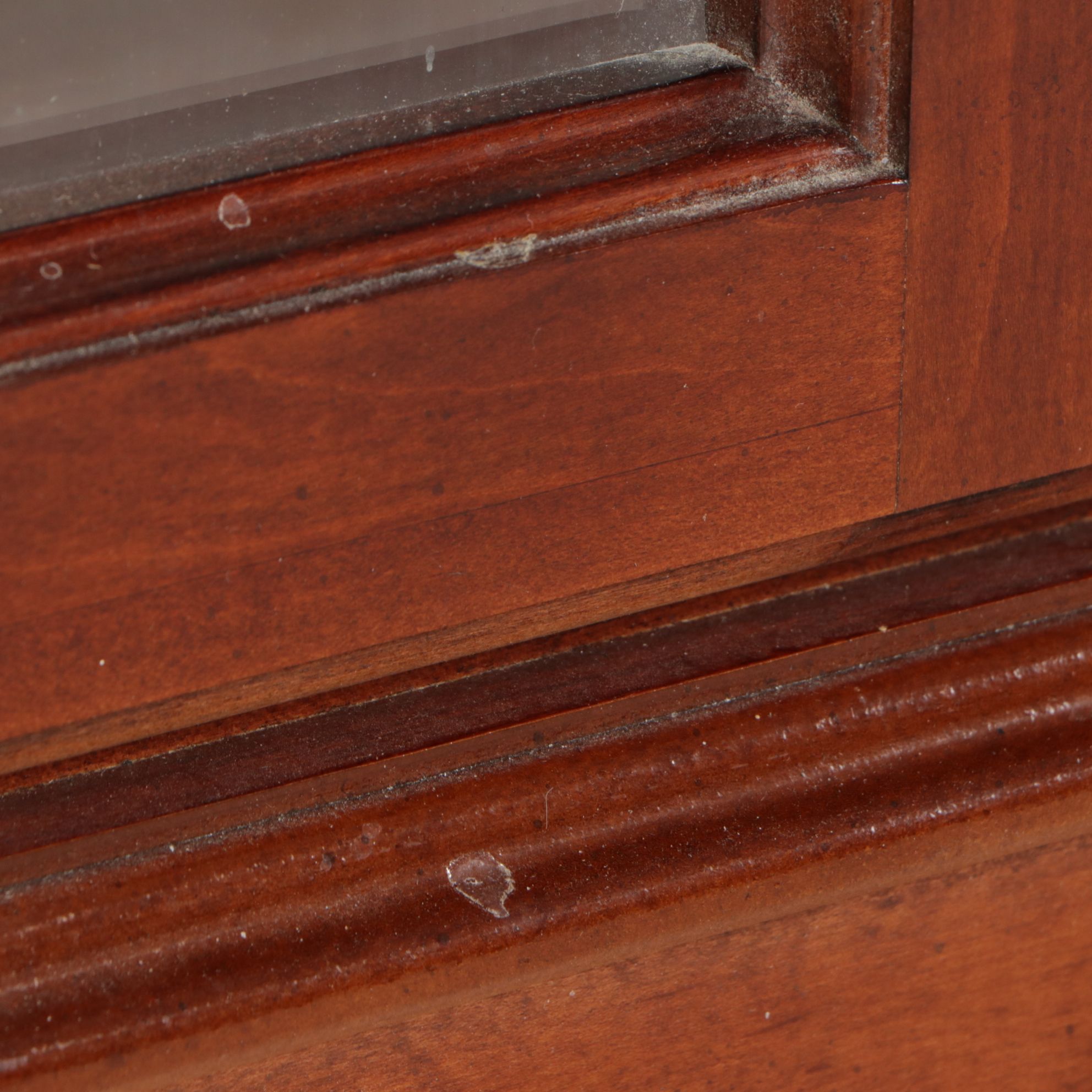 Pulaski Furniture Lighted Display Cabinet