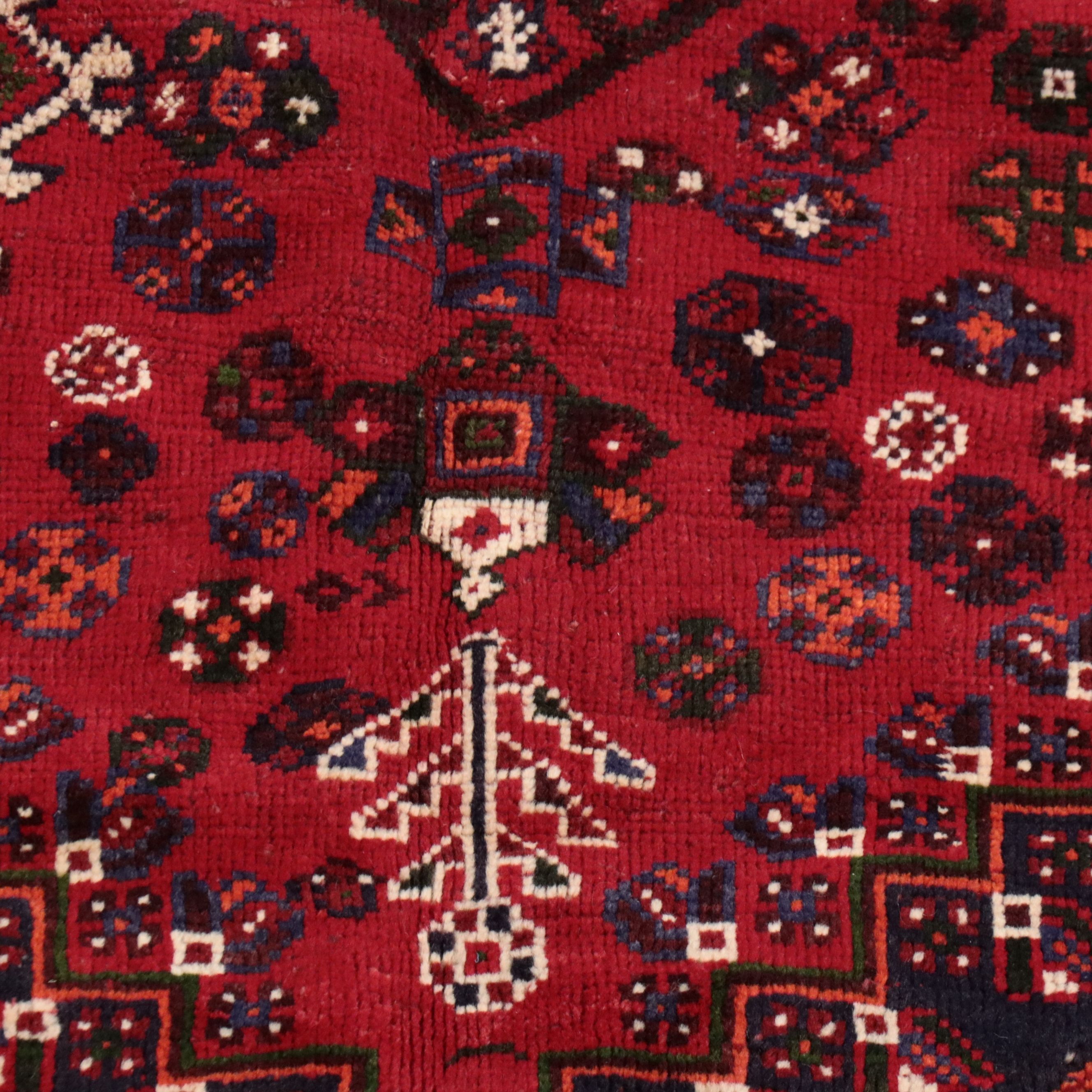 6'11 x 10'3 Hand-Knotted Persian Qashqai Area Rug