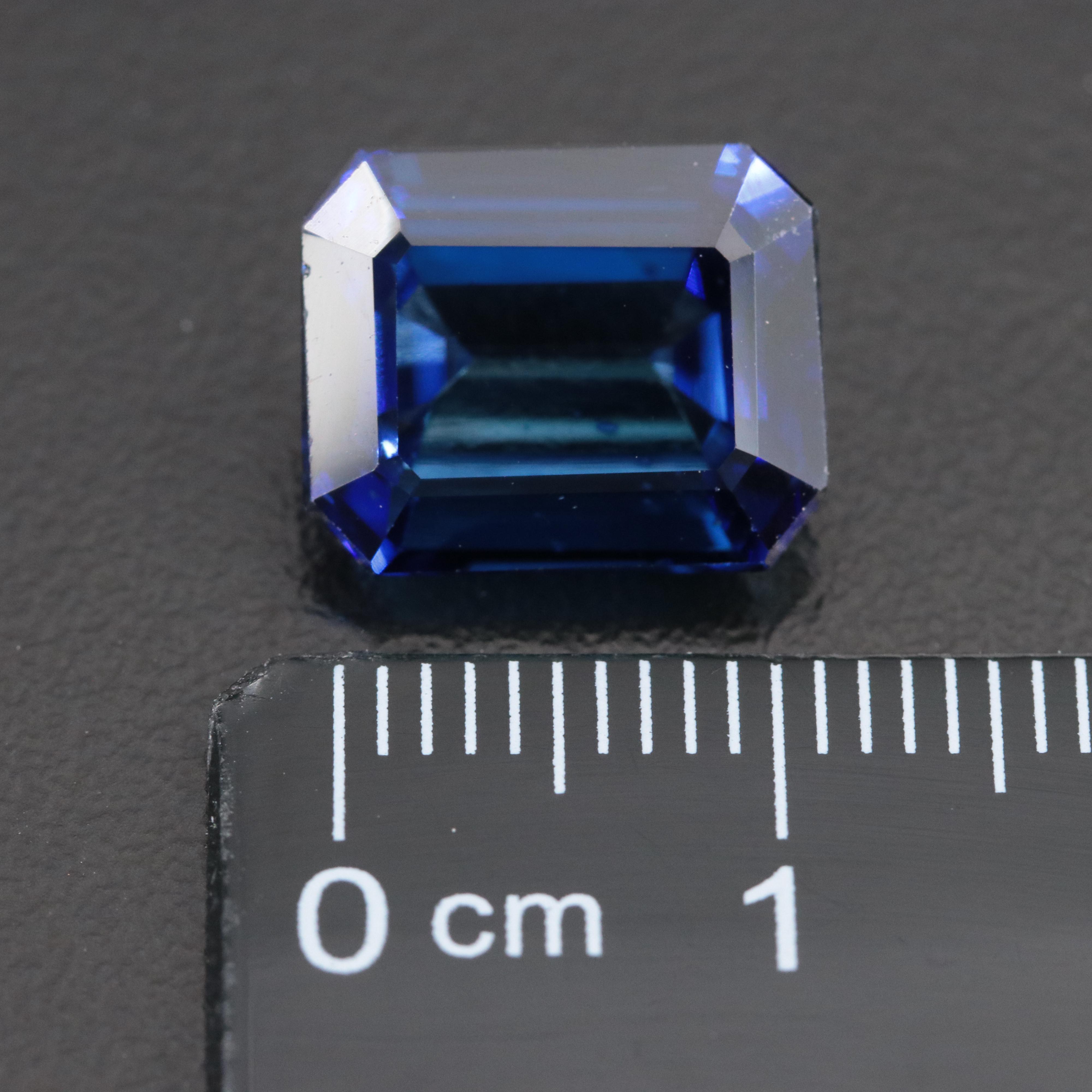 Loose 7.30 CT Lab Grown Sapphire