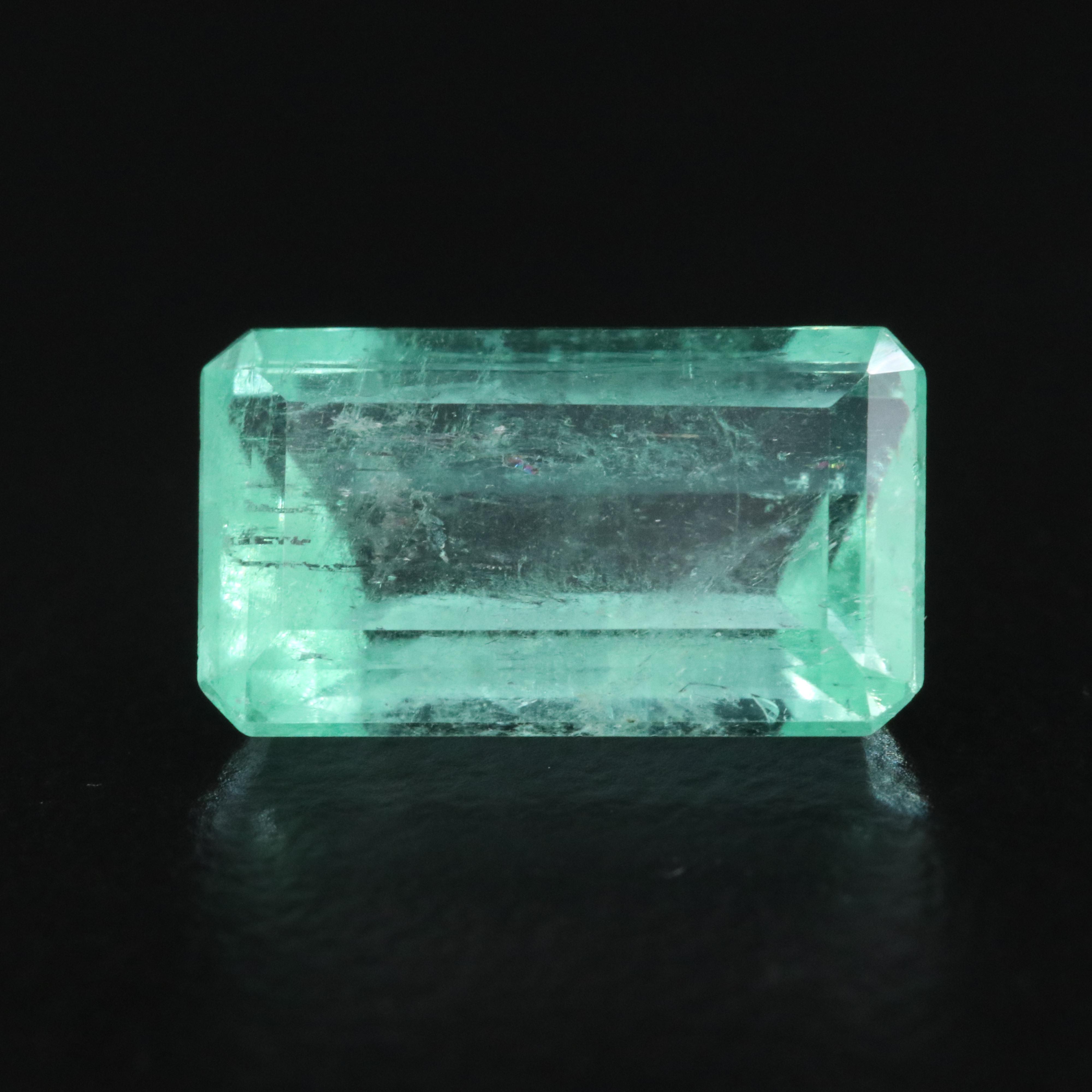 Loose 3.01 CT Emerald