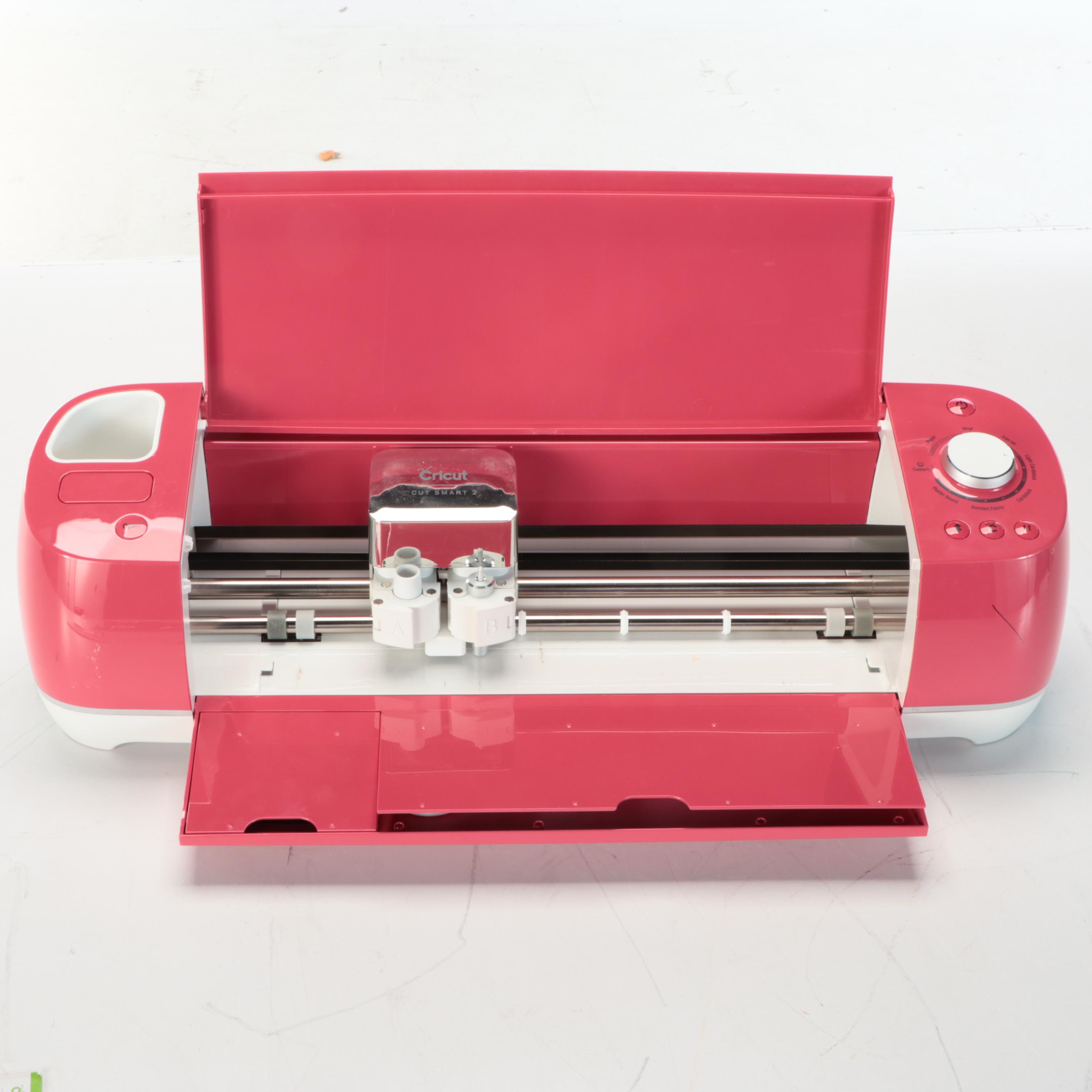 Circuit Explore Air 2 Cutting Machine with Stylus, Markers, & Other Accessories