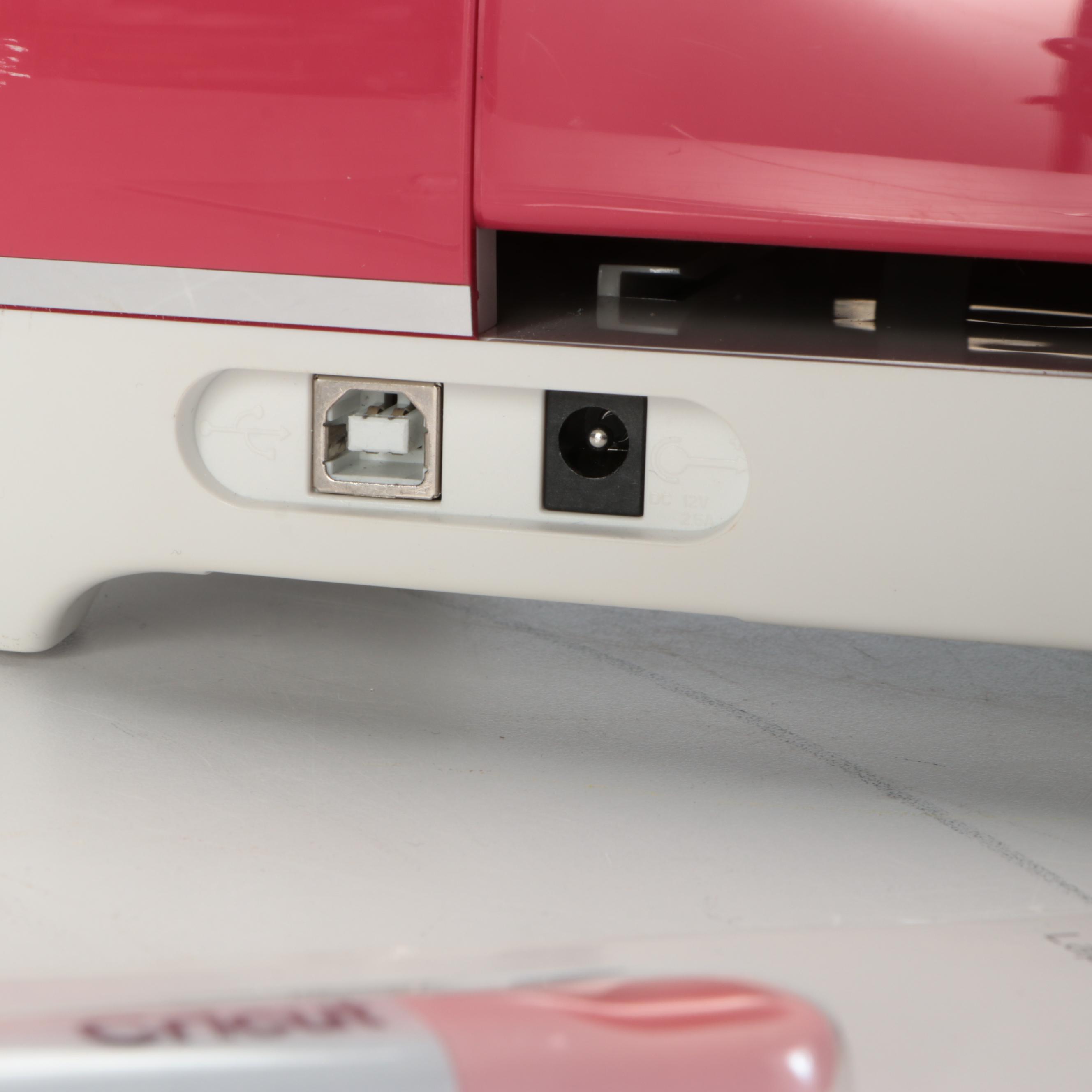 Circuit Explore Air 2 Cutting Machine with Stylus, Markers, & Other Accessories