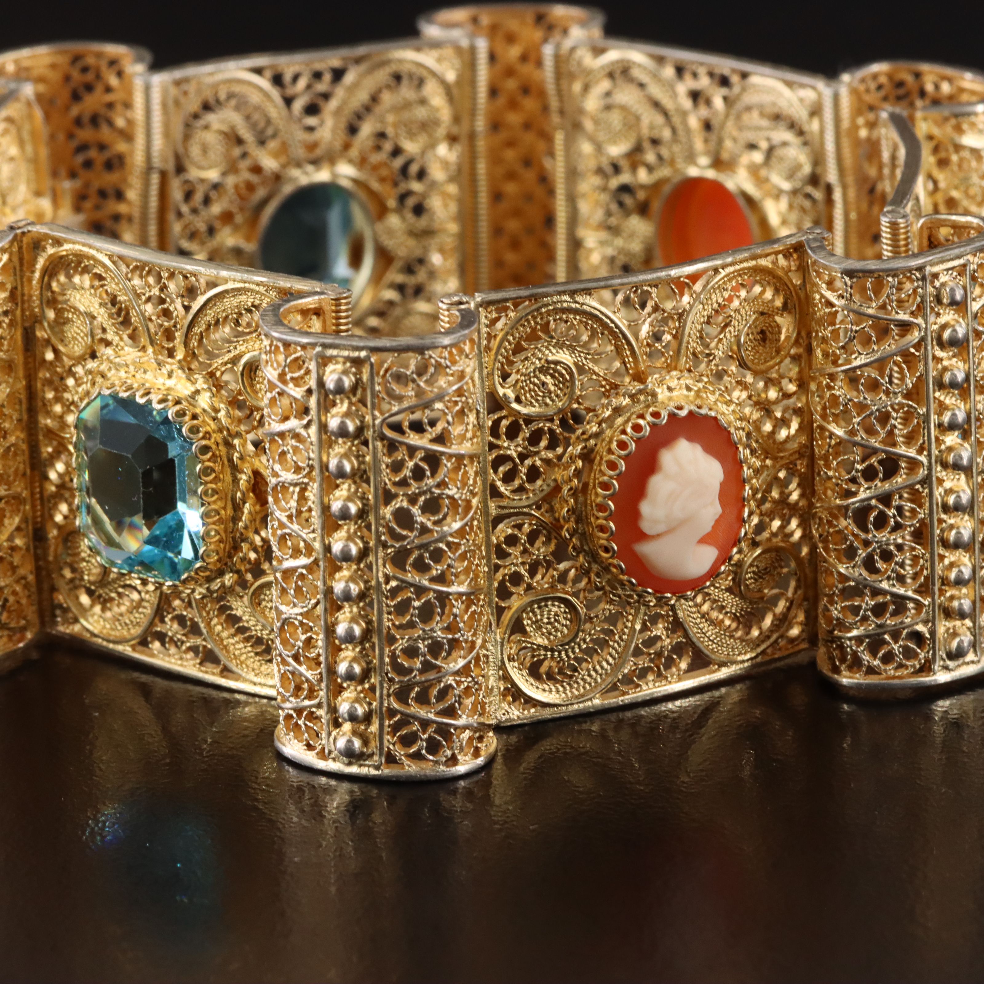 Italian Alioto Adviana Gilt 800 Silver Shell Cameo & Crystal Filigree Bracelet