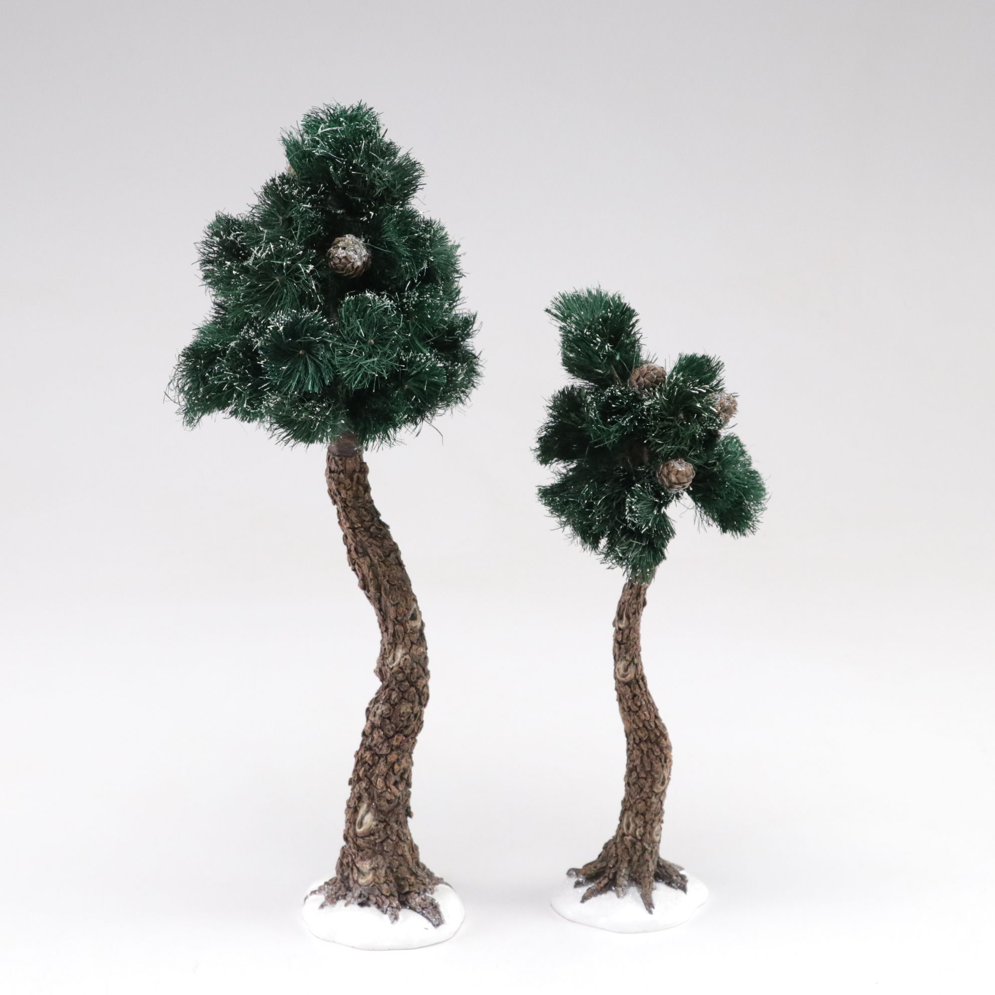 Department 56 "Oakwood Post Office Branch" and More North Pole Woods Village