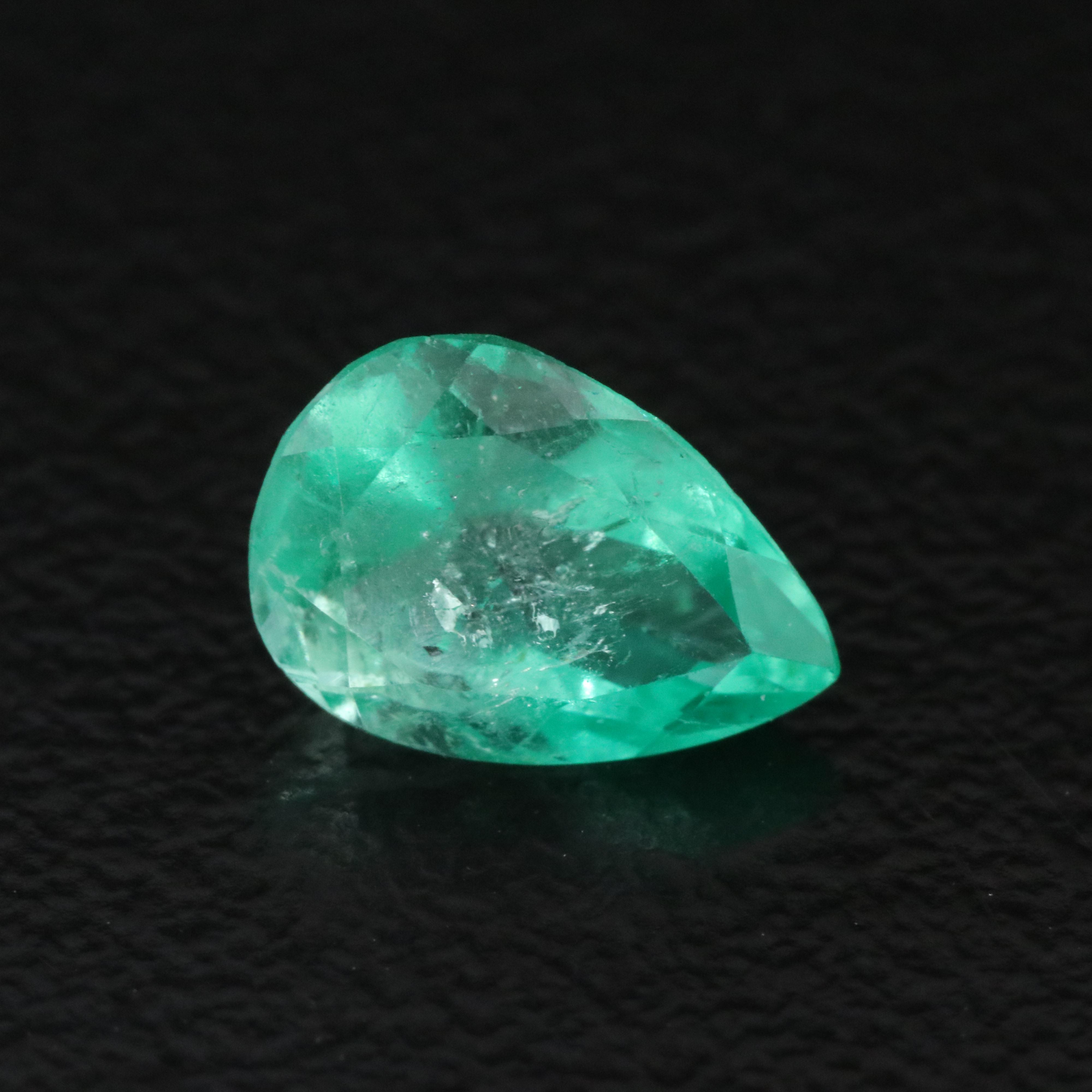 Loose 1.08 CT Emerald