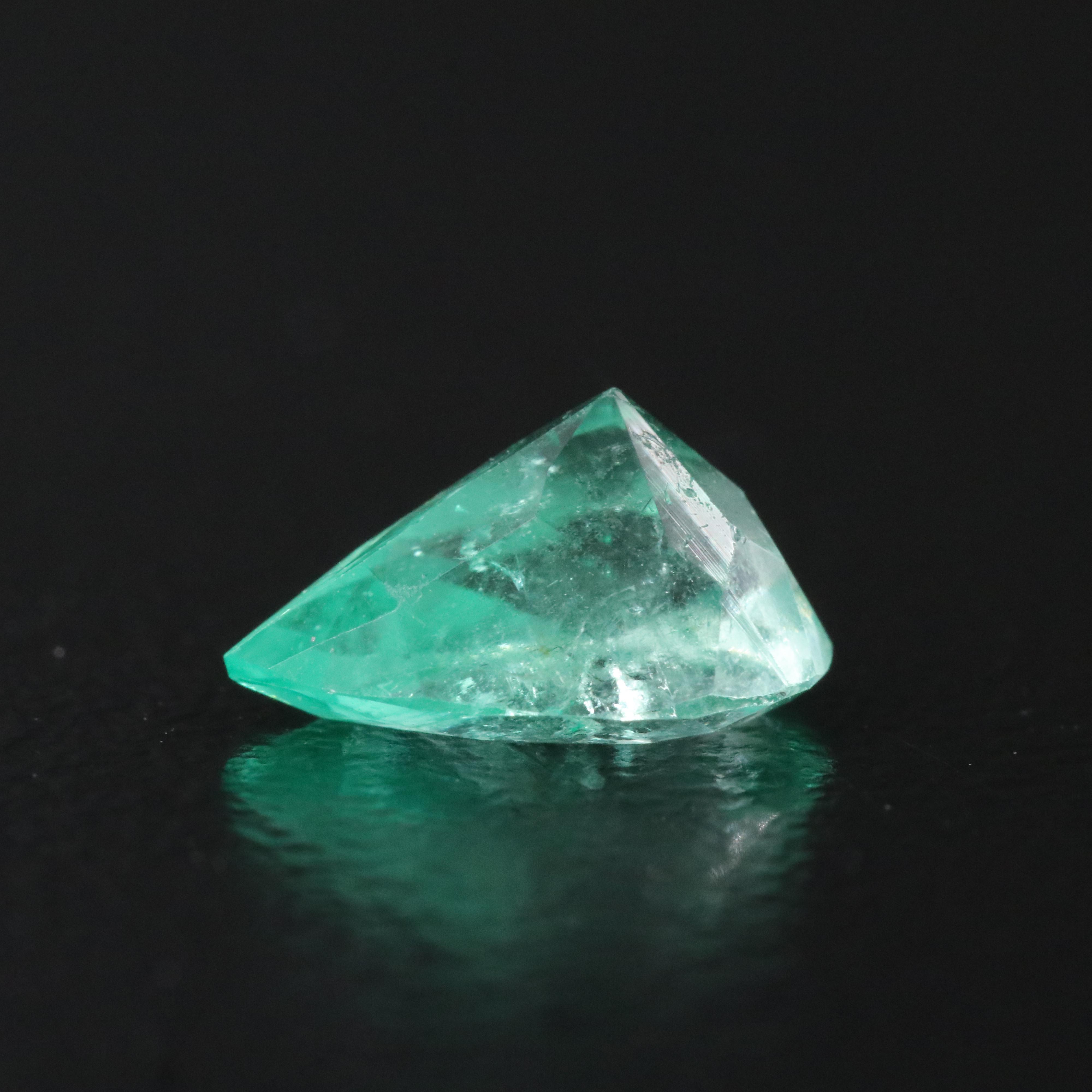 Loose 1.08 CT Emerald