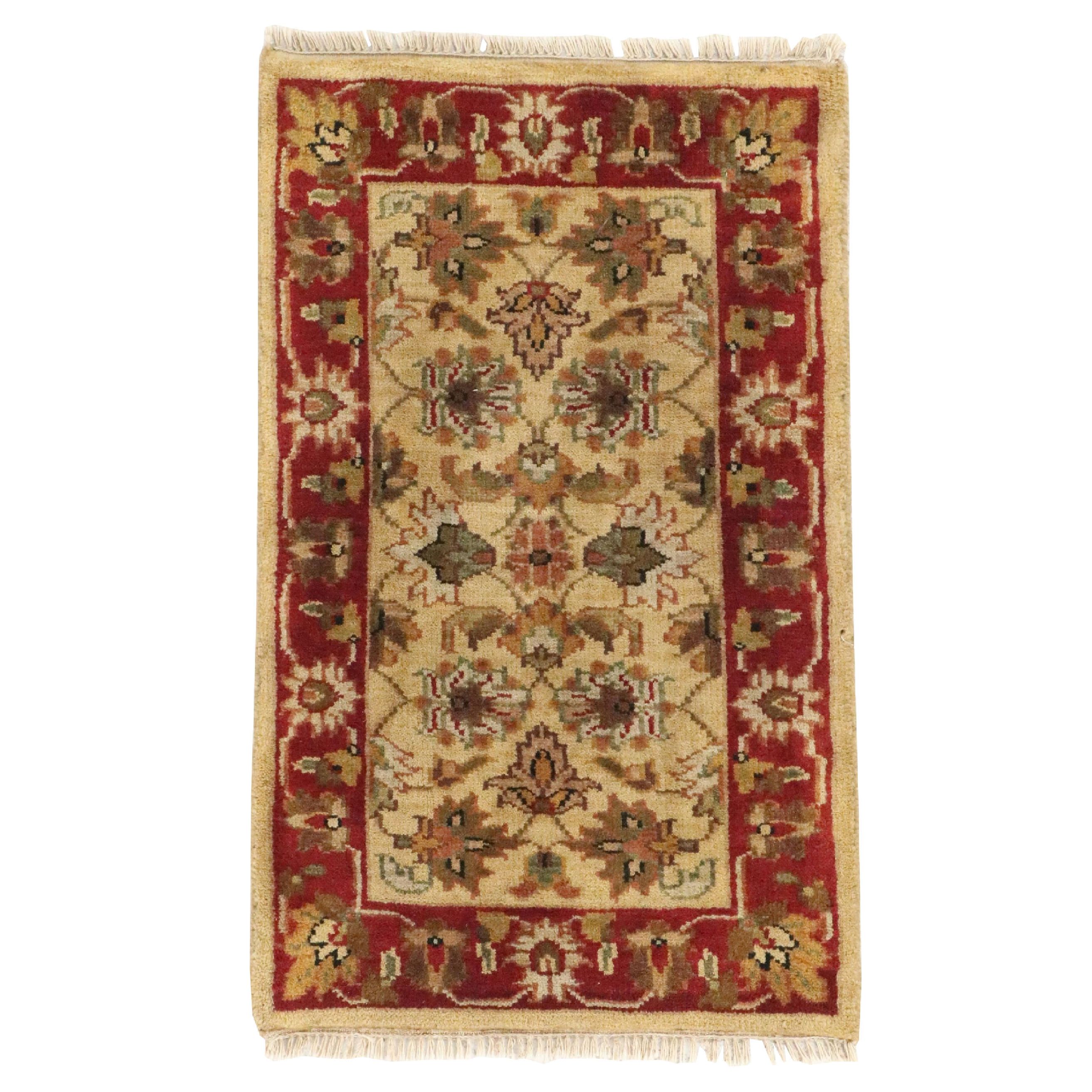 2'6 x 4'3 Hand-Knotted Indian Agra Accent Rug