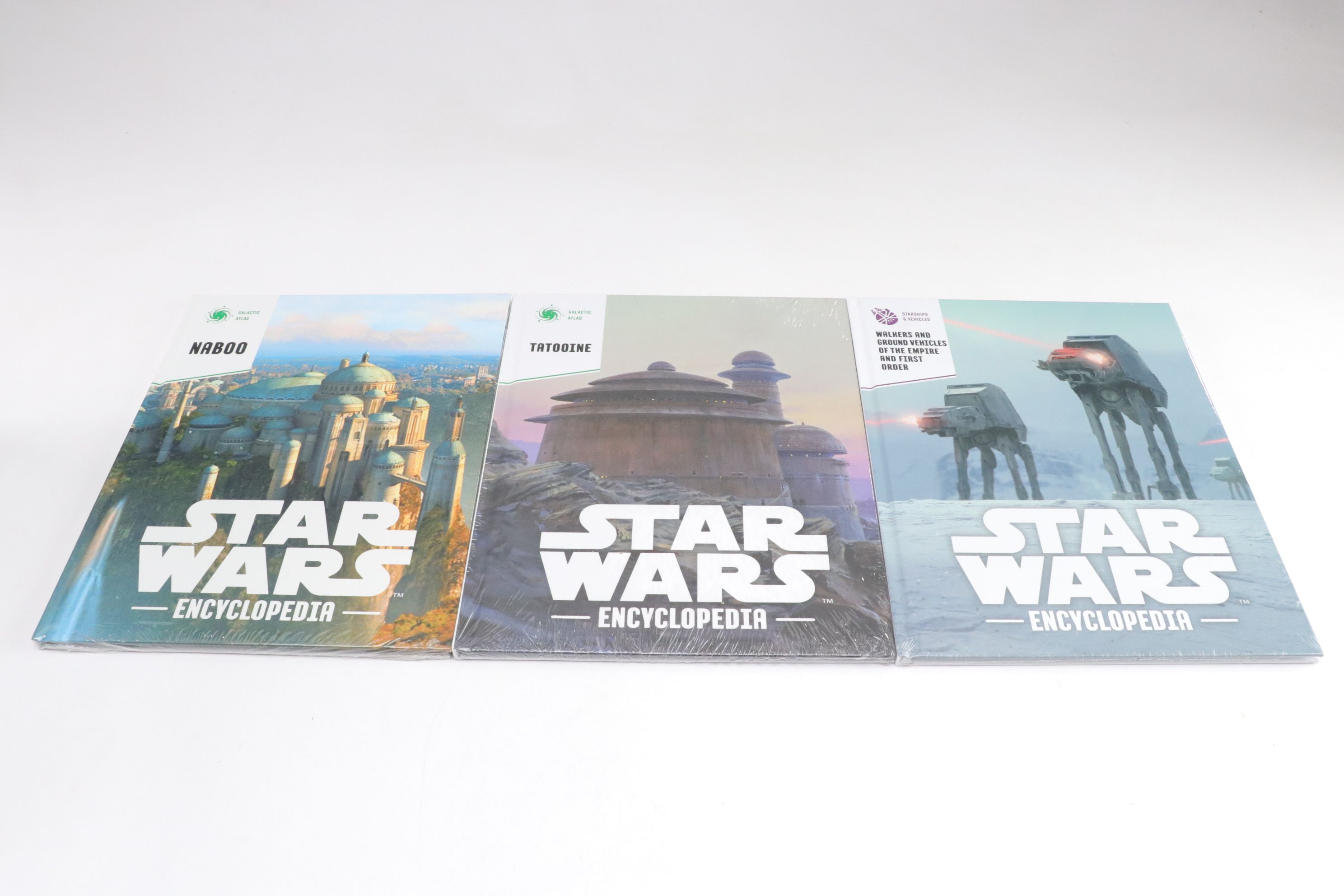 Thirty Volumes of Fanhome "Star Wars Encyclopedia"