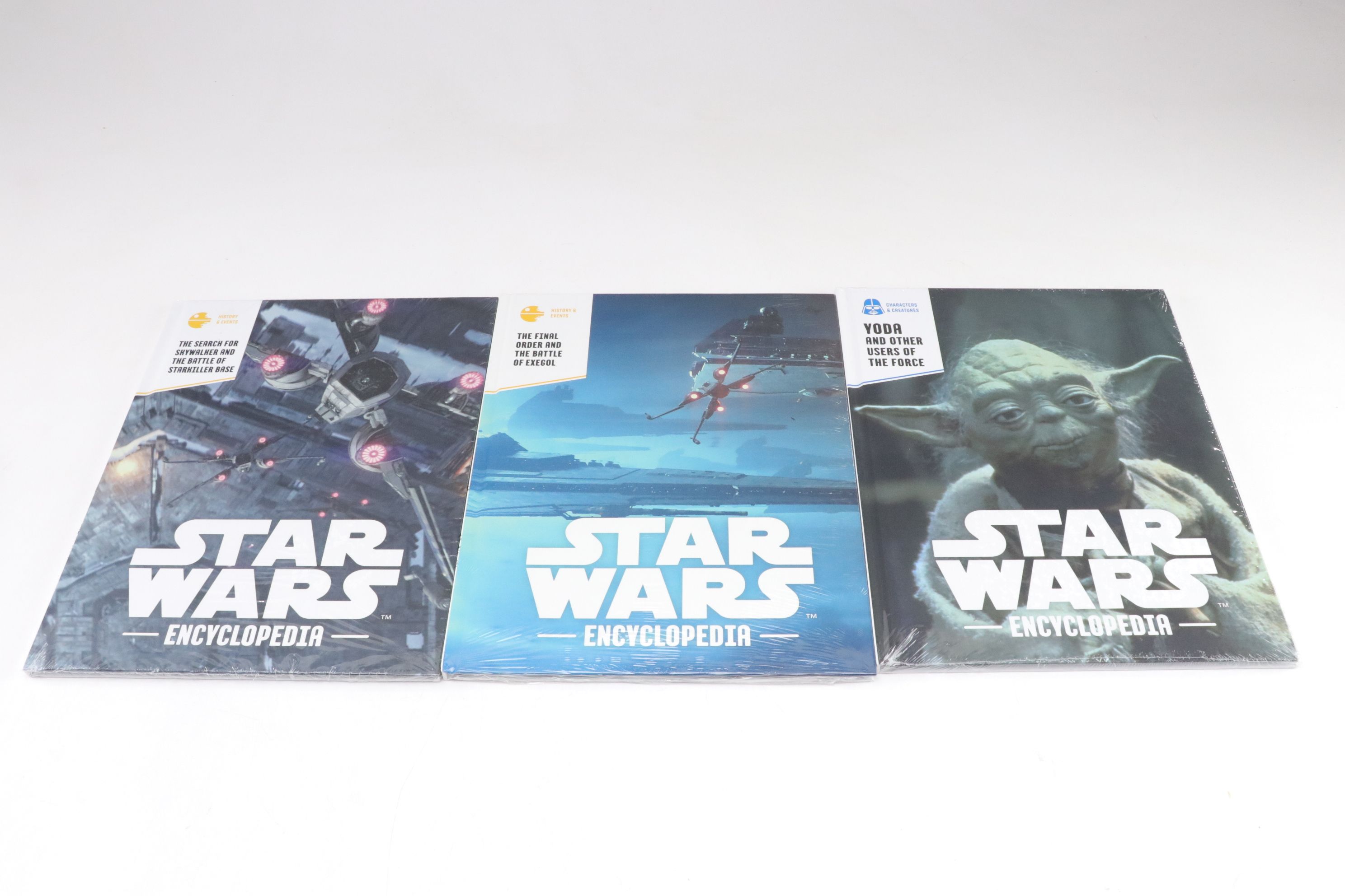 Thirty Volumes of Fanhome "Star Wars Encyclopedia"