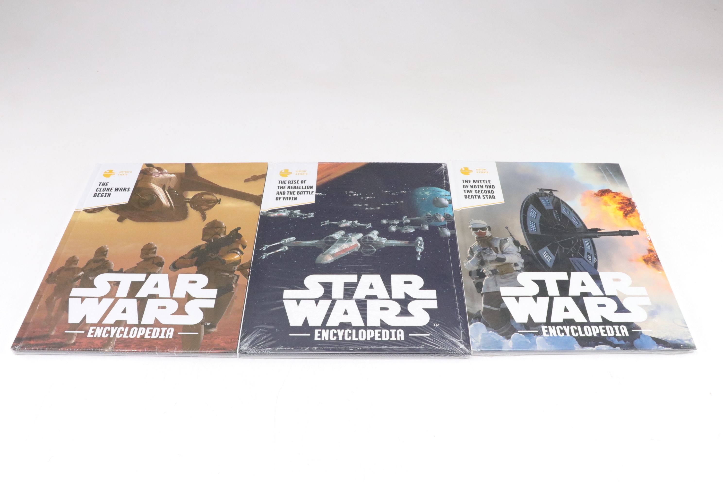 Thirty Volumes of Fanhome "Star Wars Encyclopedia"