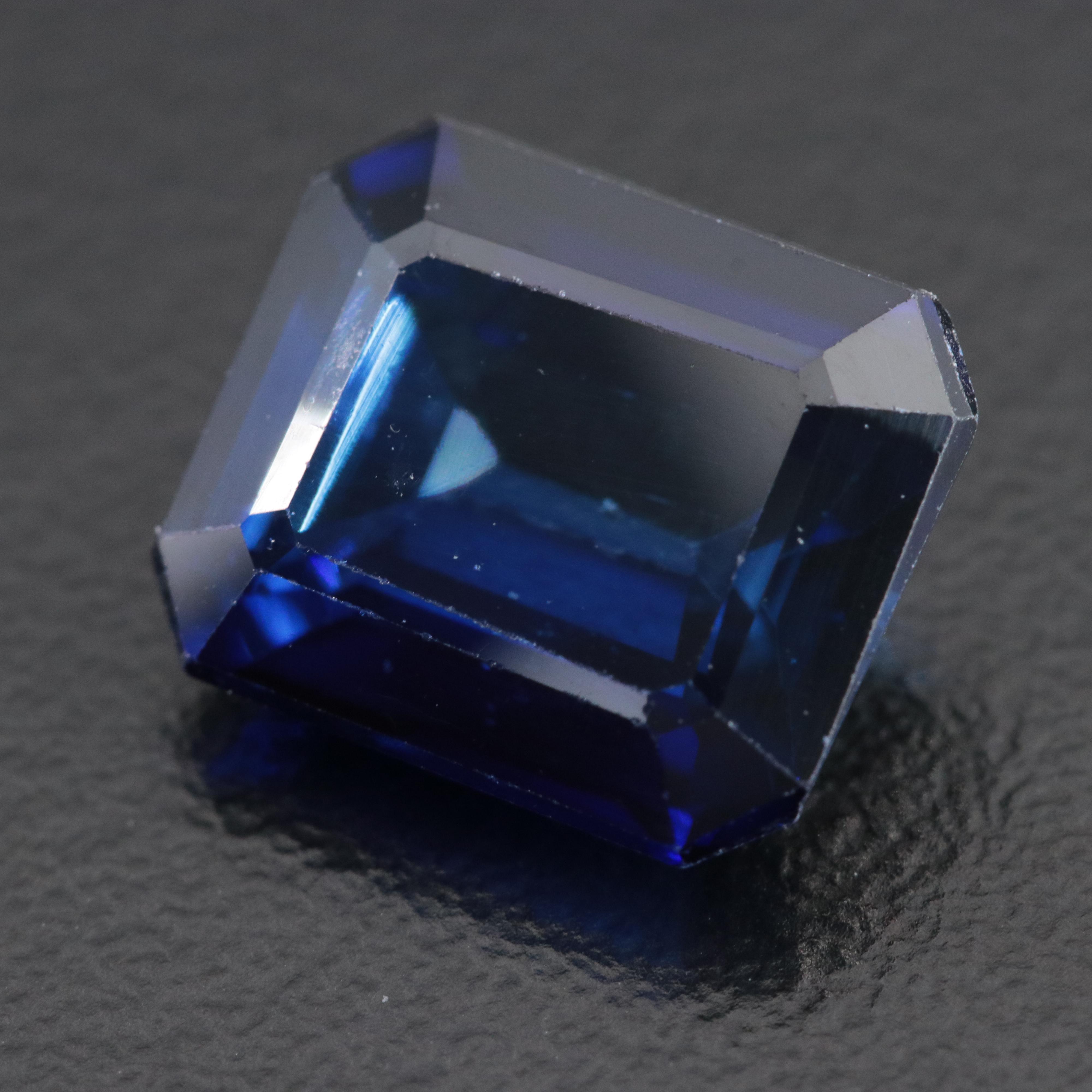 Loose 7.51 CT Lab Grown Sapphire