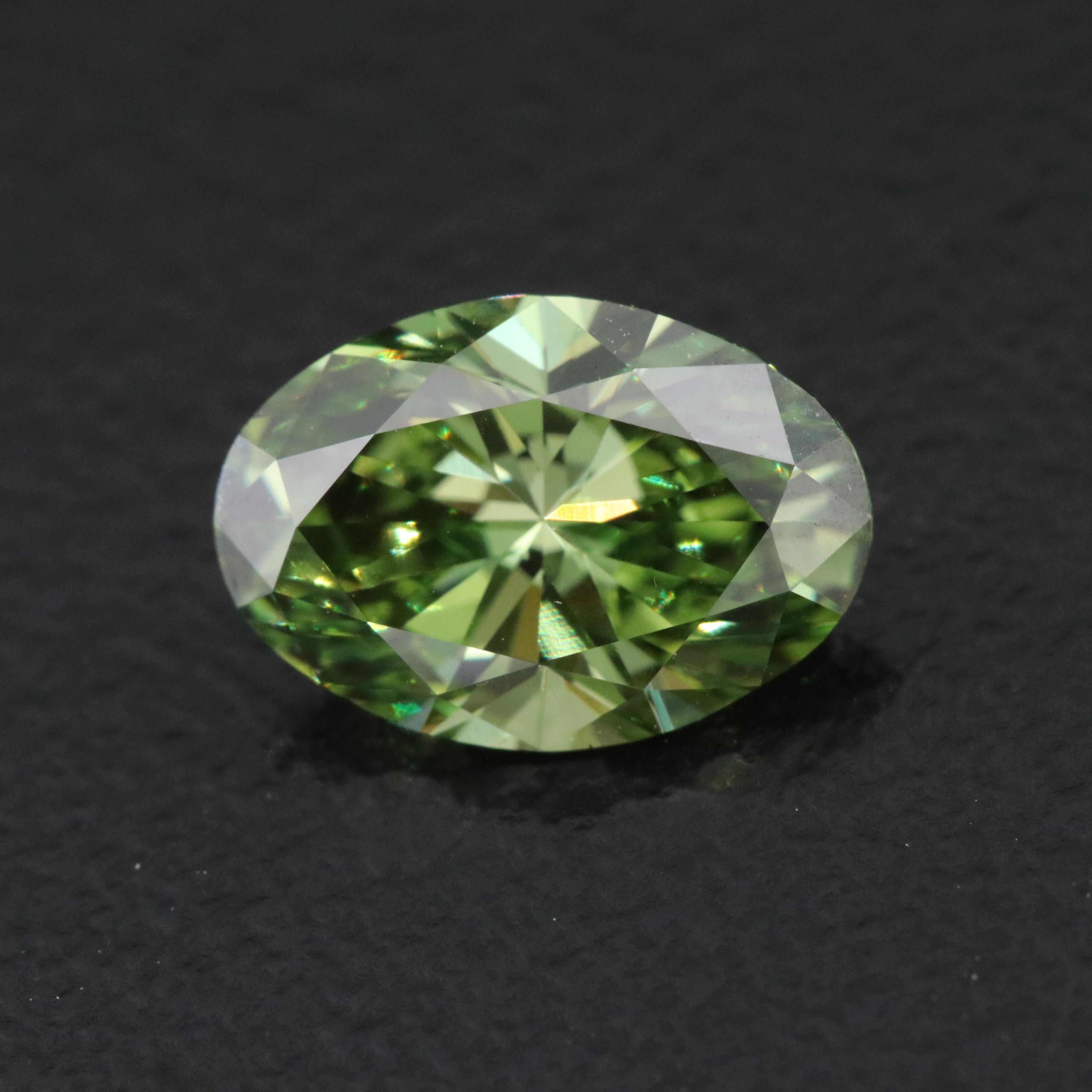 Loose 1.57 CT Fancy Vivid Green Lab Grown Diamond with IGI Report