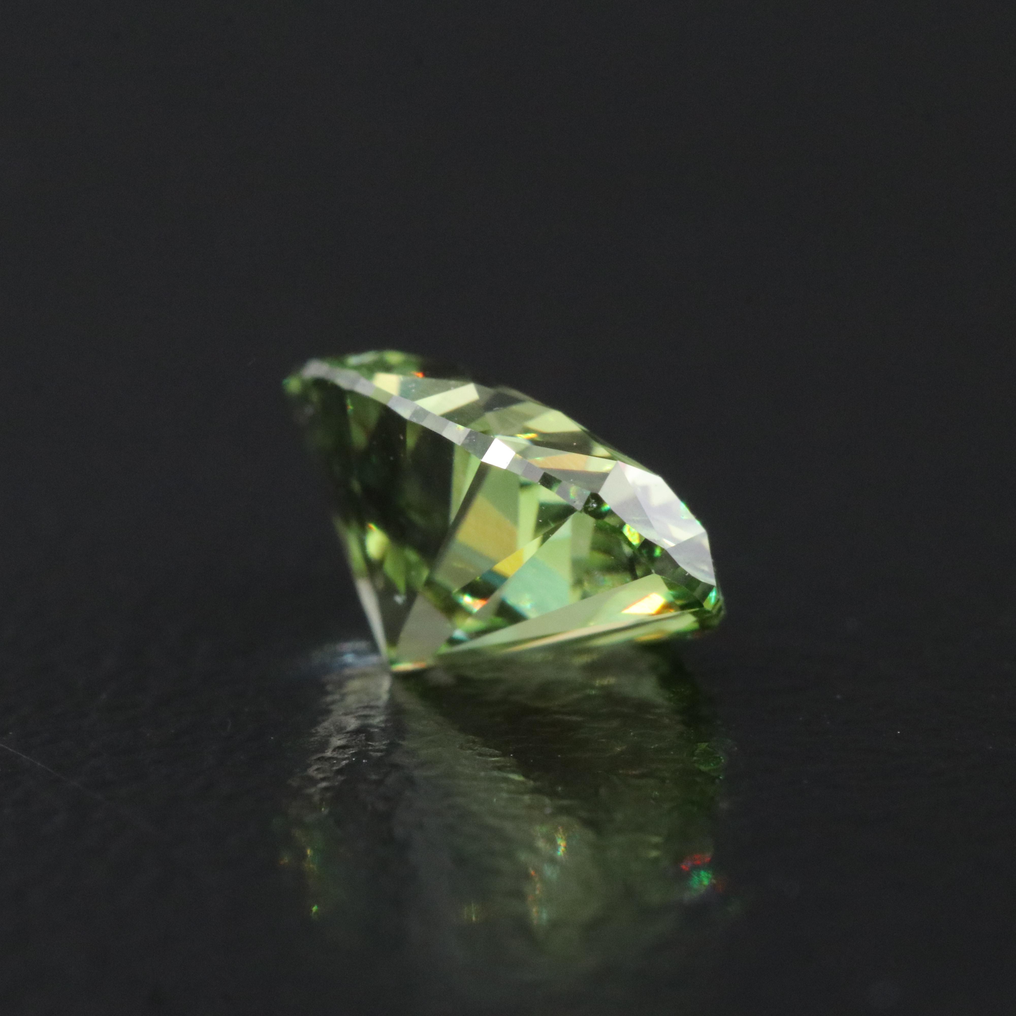 Loose 1.57 CT Fancy Vivid Green Lab Grown Diamond with IGI Report