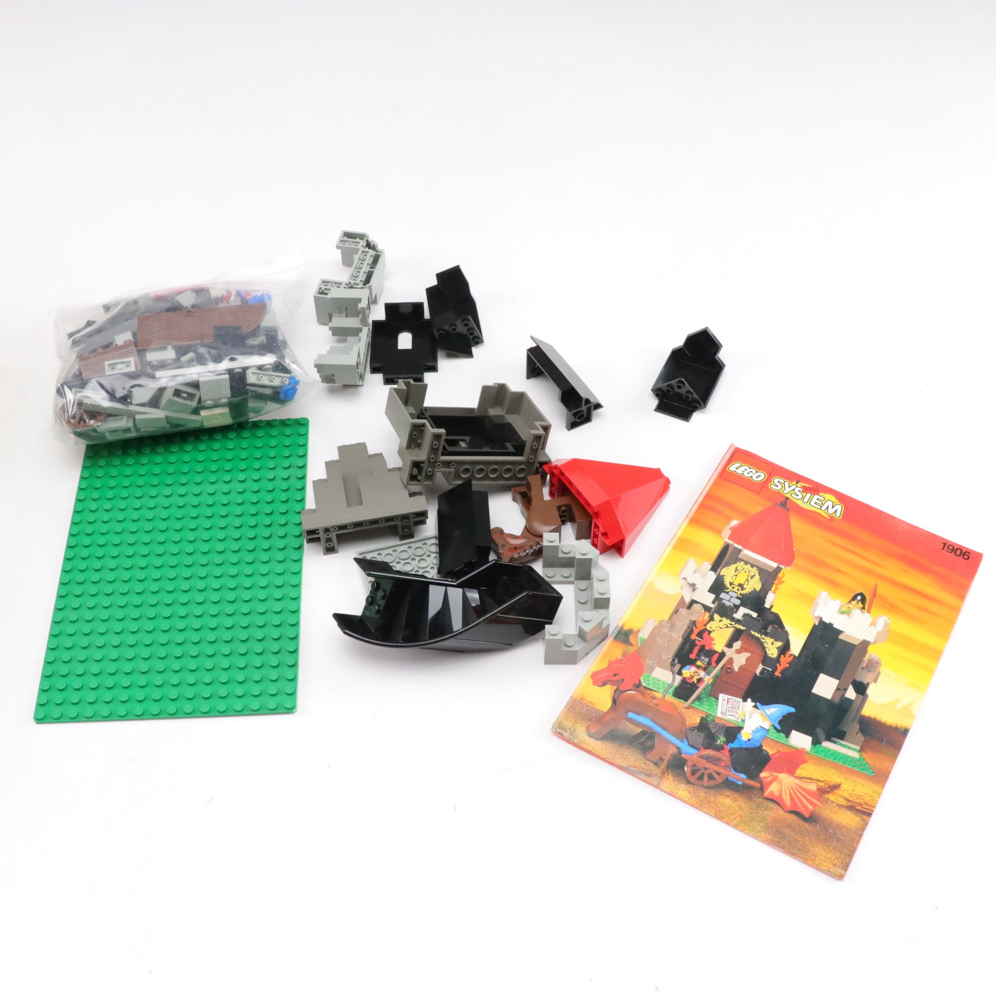 LEGO System "Royal Knights Castle" and "Majisto's Tower" Build Sets, 1990s