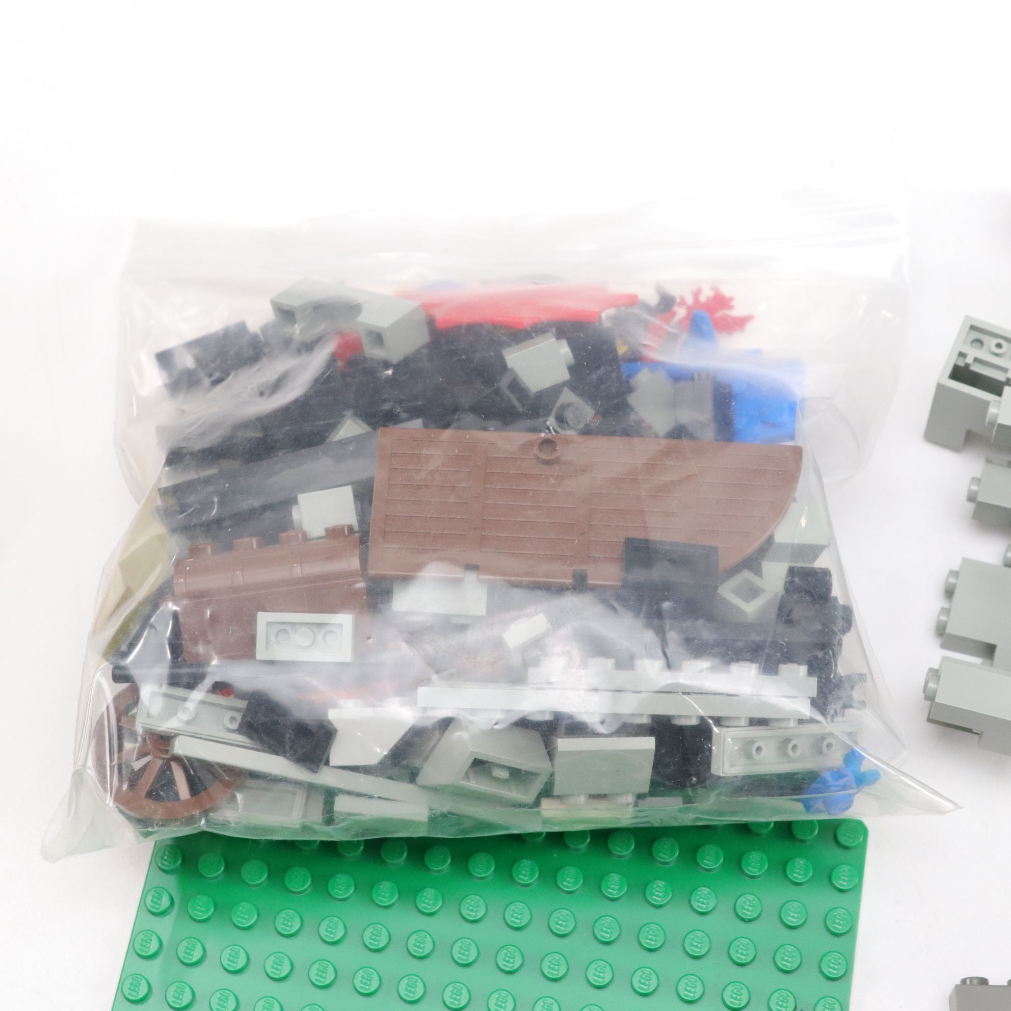 LEGO System "Royal Knights Castle" and "Majisto's Tower" Build Sets, 1990s