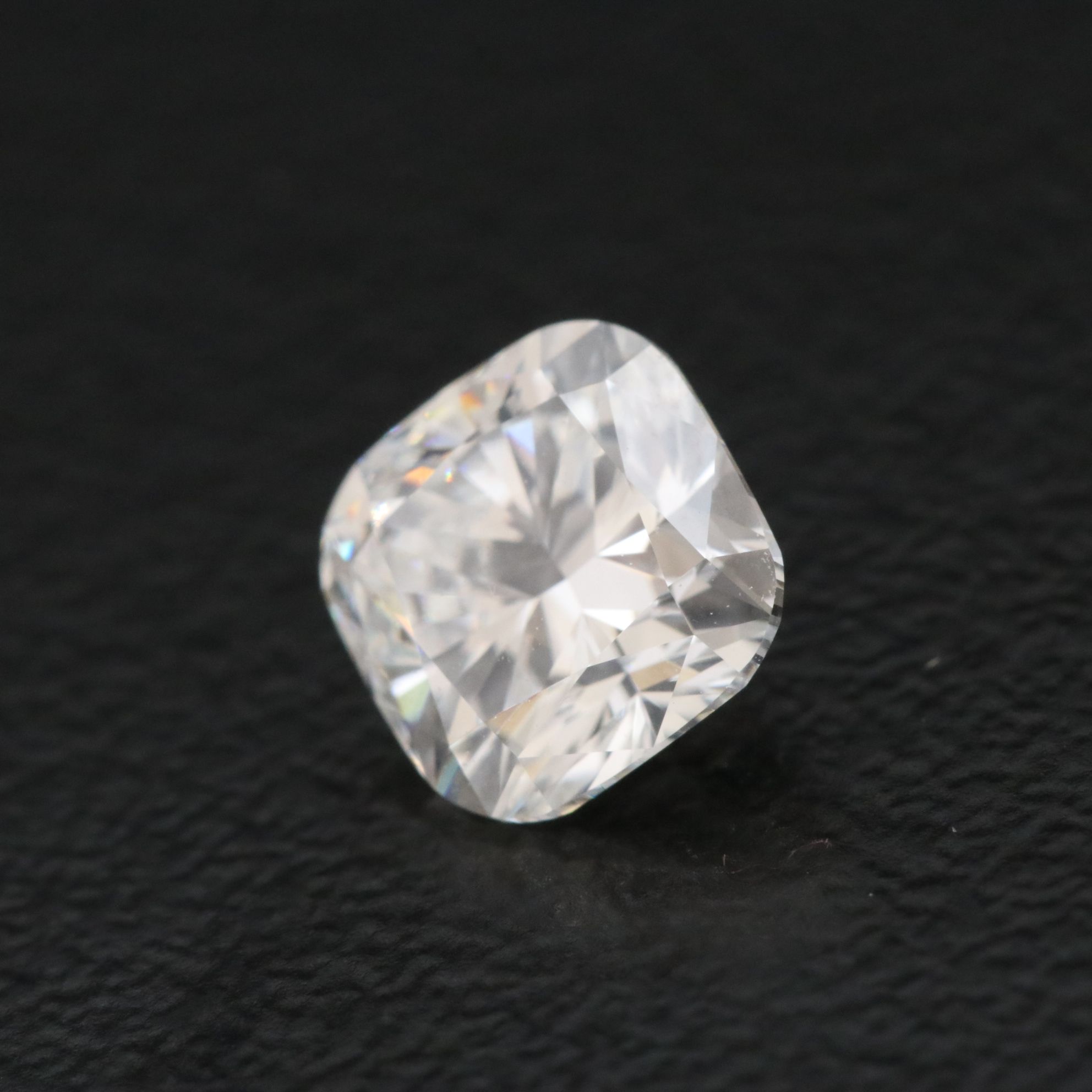 Loose 1.04 CT Lab Grown Diamond with IGI Report