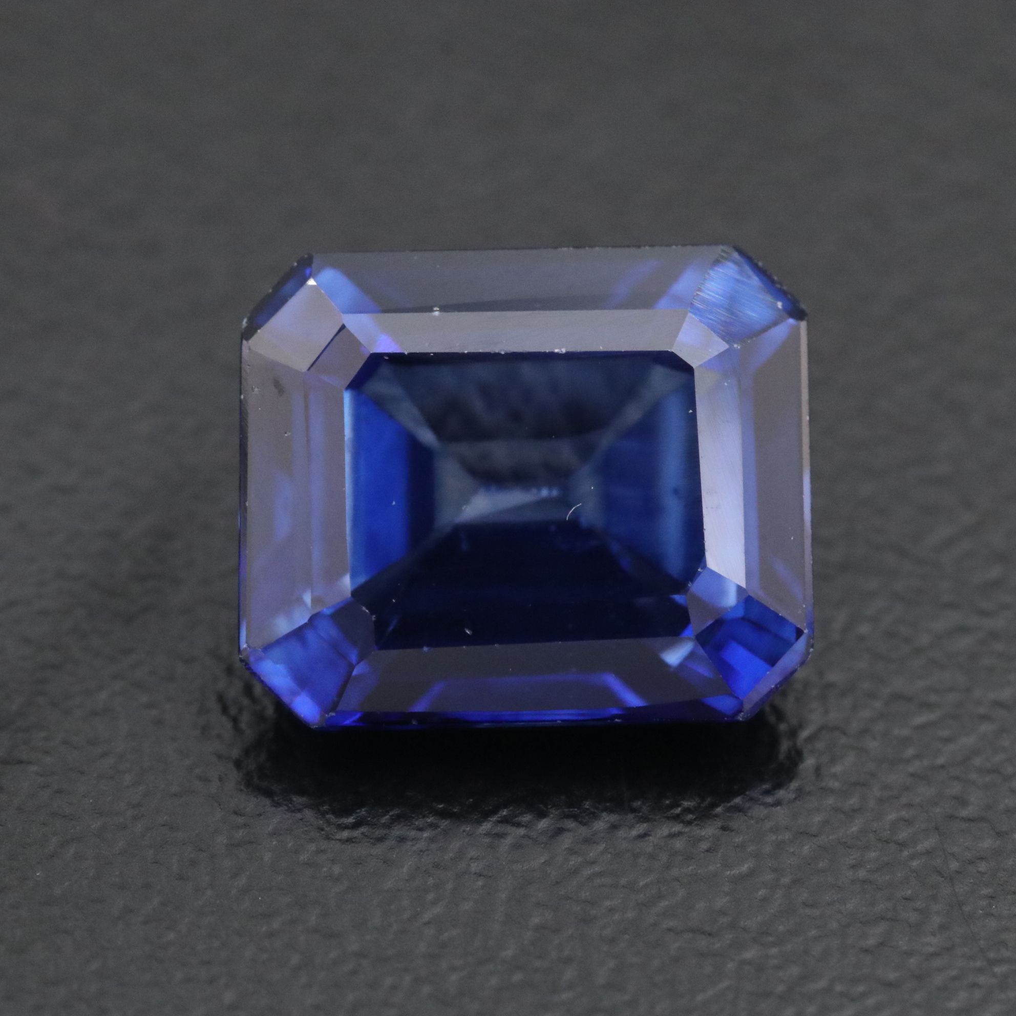 Loose 8.20 CT Lab Grown Sapphire