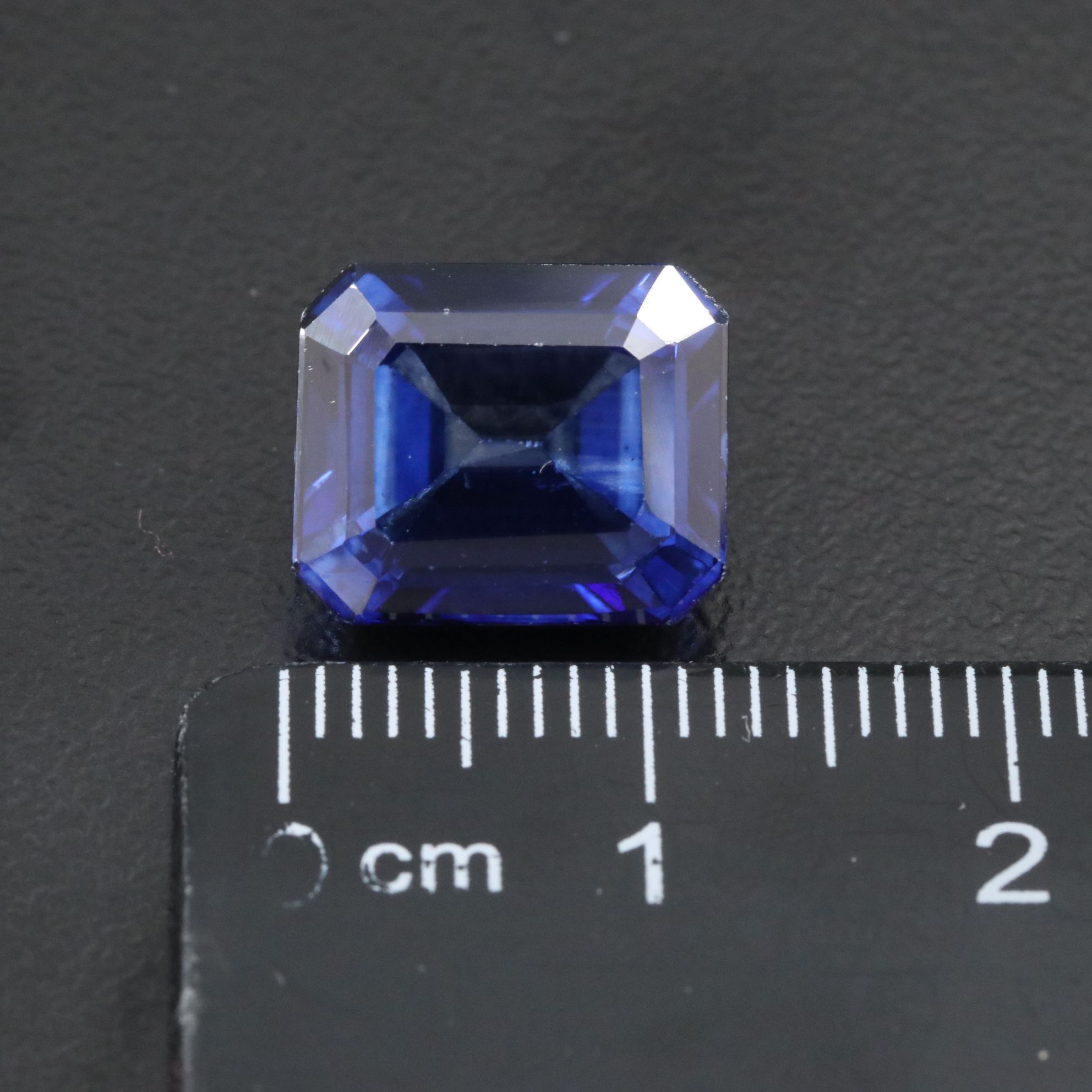 Loose 8.20 CT Lab Grown Sapphire