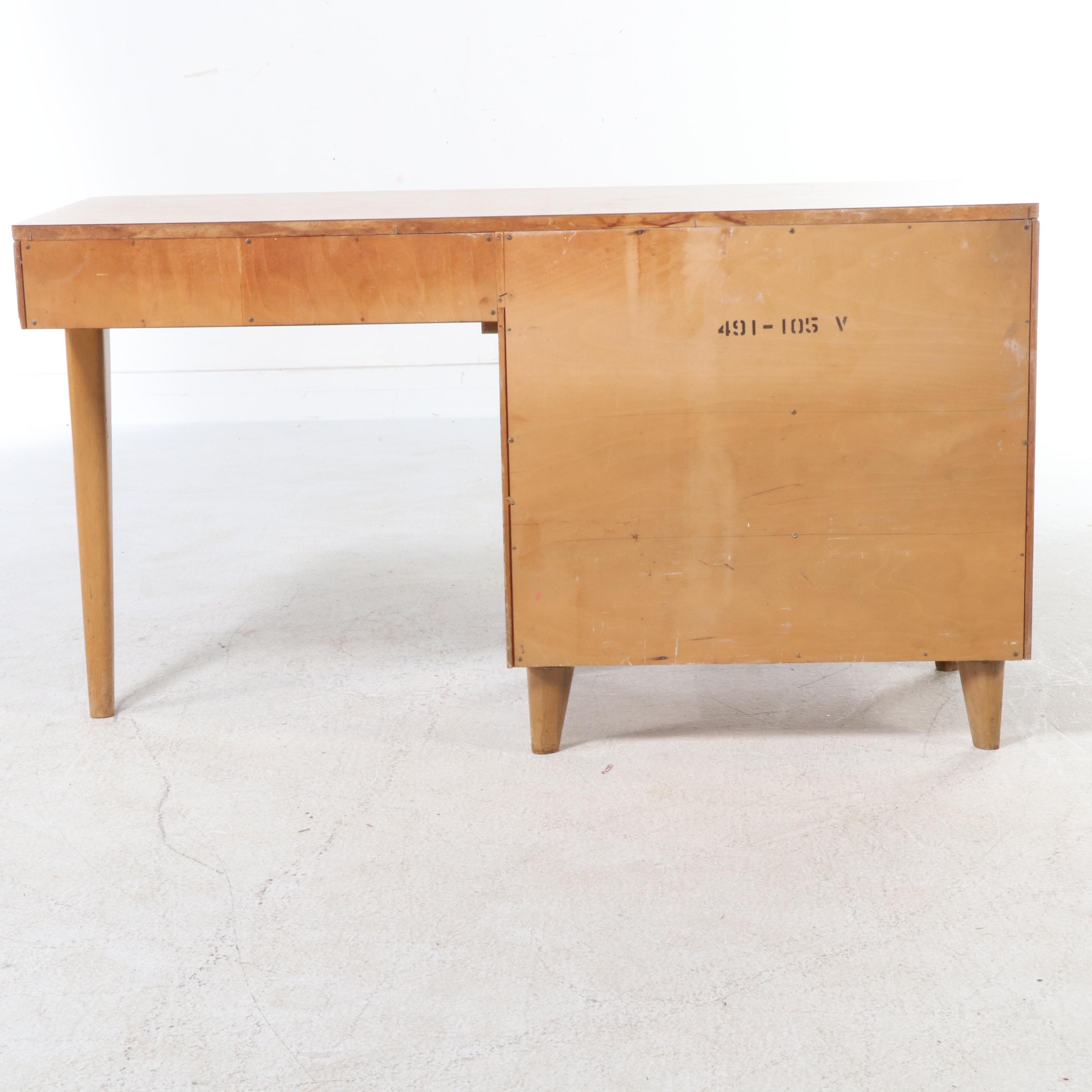 Huntington Chair Corporation Mid Century Modern Style Maple Desk and Chair
