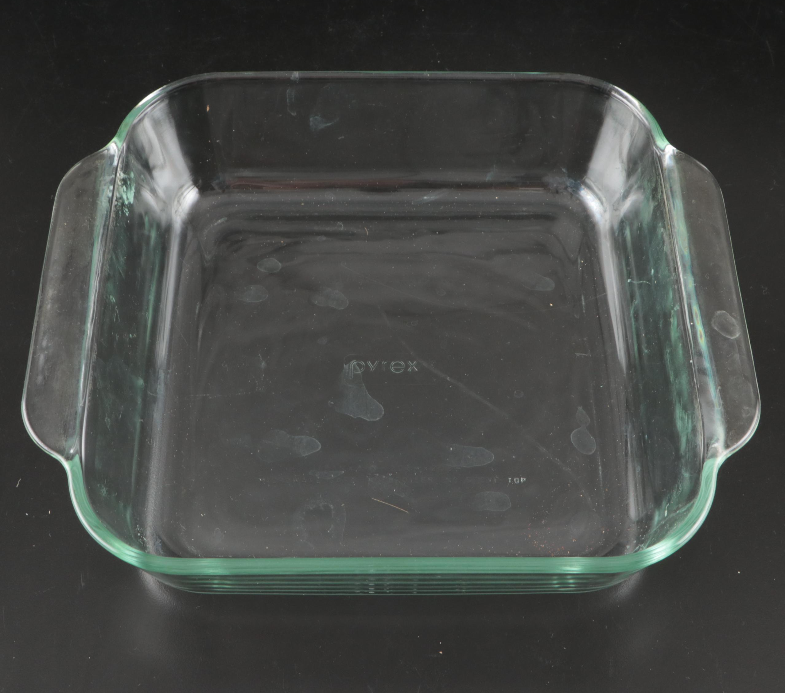 Pyrex Glass Bakeware with Basket Server