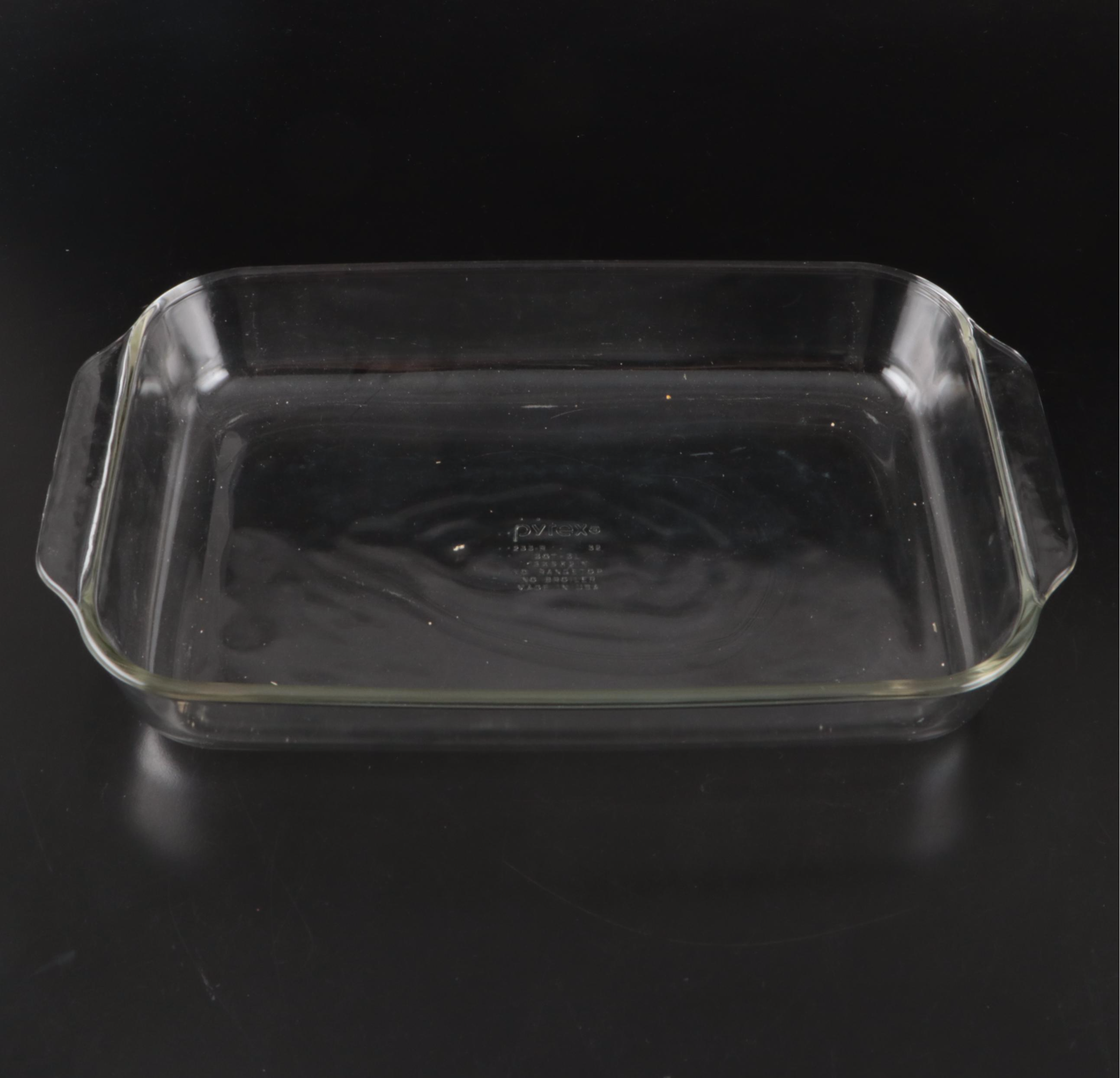 Pyrex Glass Bakeware with Basket Server