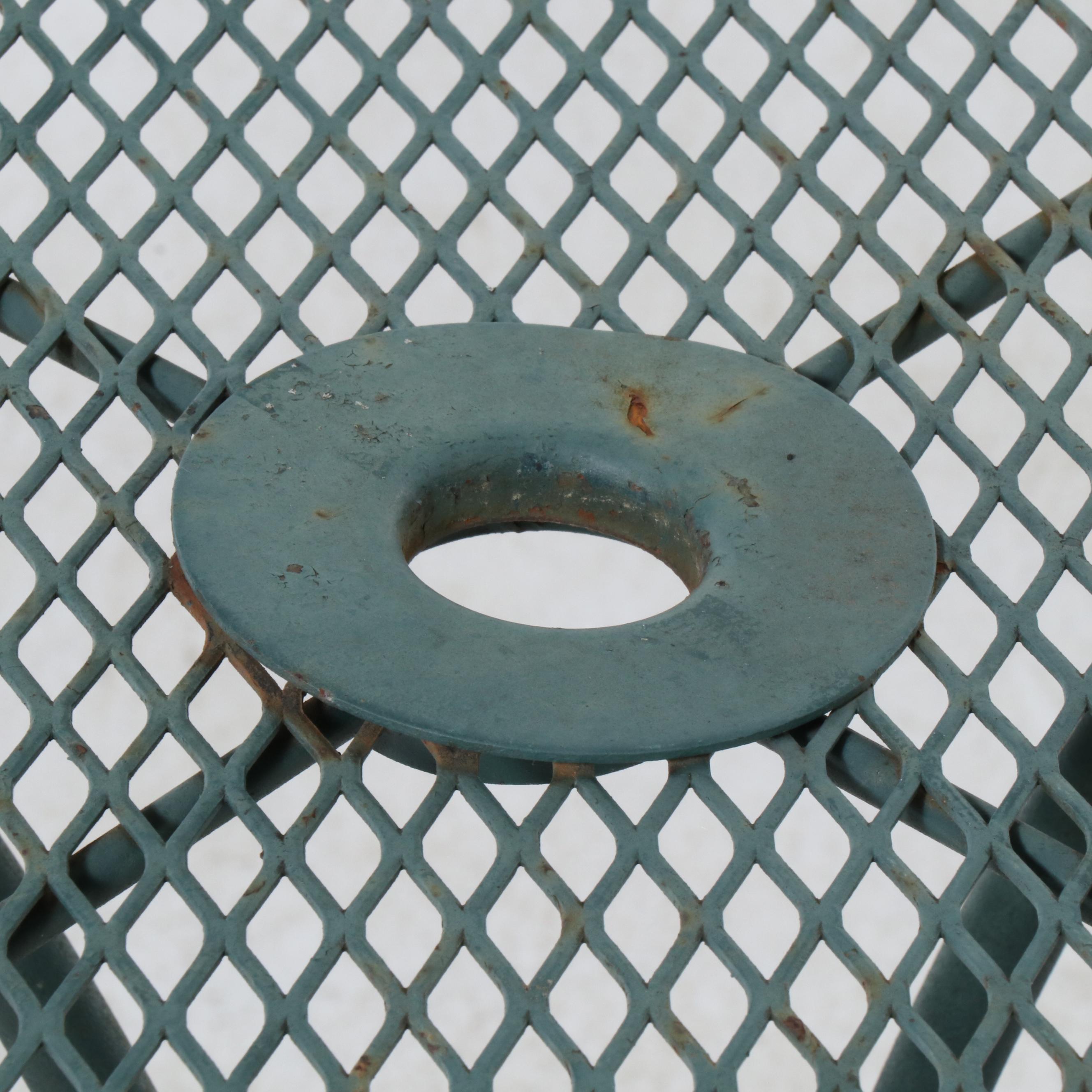 Green Painted Wrought Iron Patio Dining Set, Late 20th Century