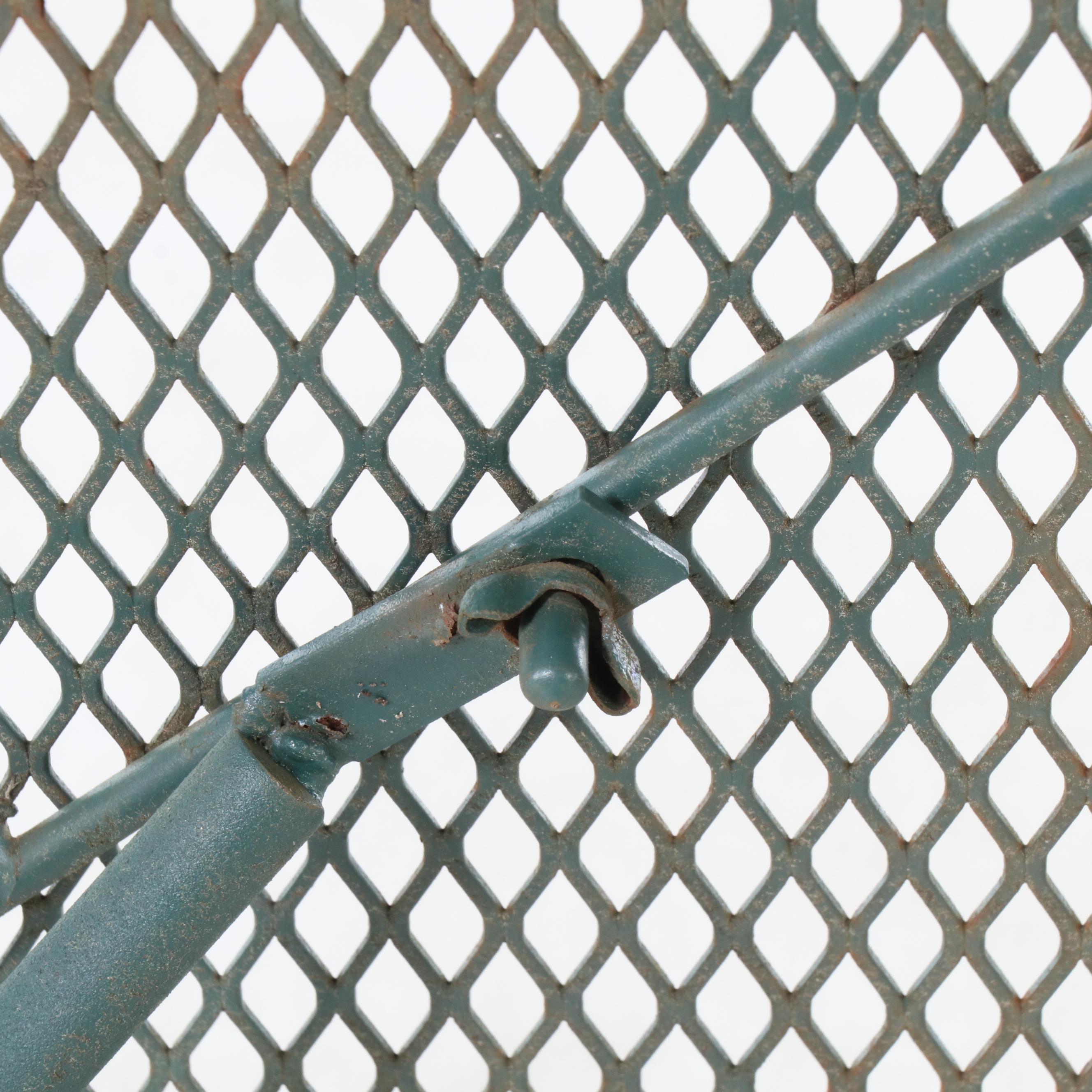 Green Painted Wrought Iron Patio Dining Set, Late 20th Century