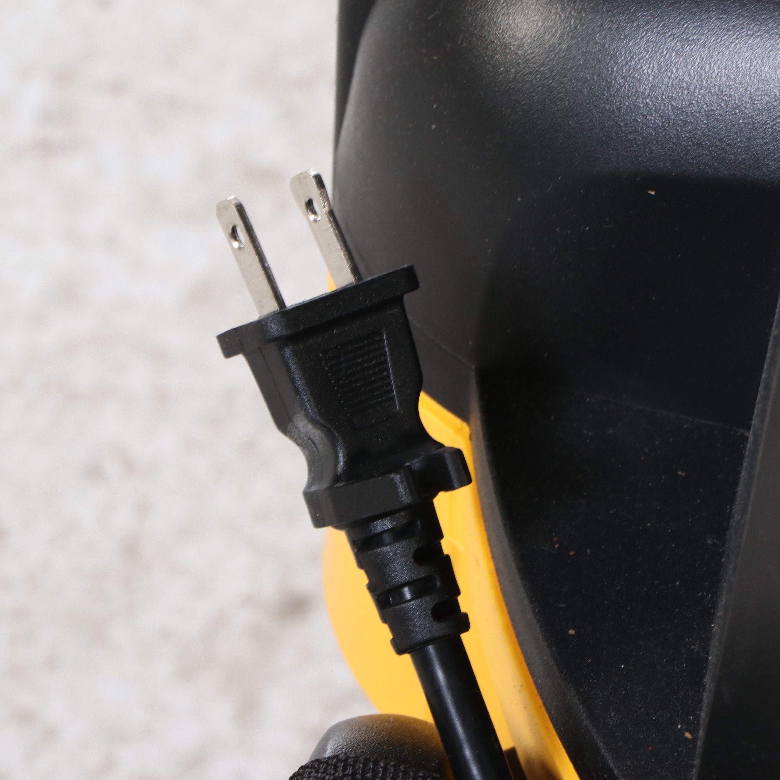 DeWalt SWet/Dry Shop Vac