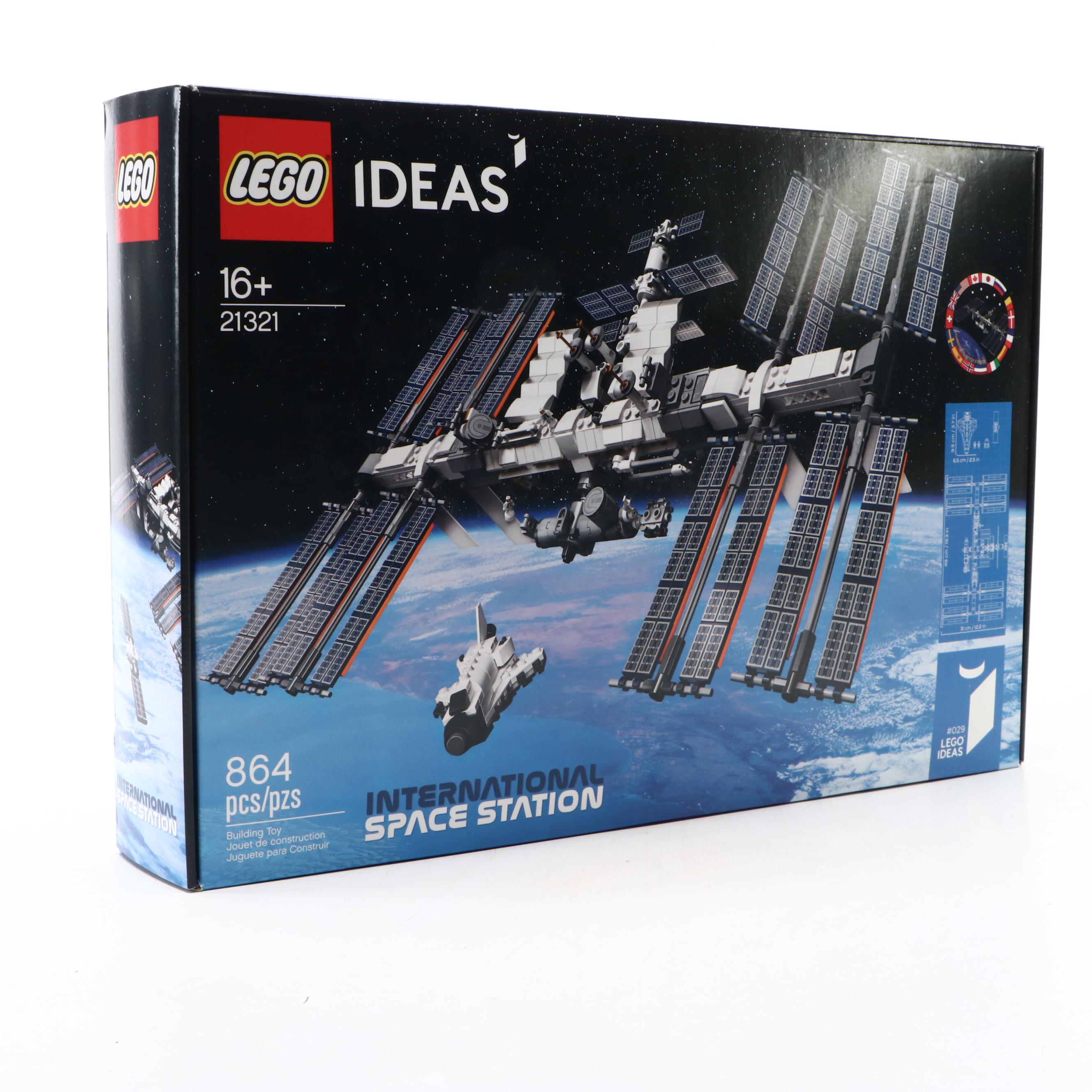 LEGO Ideas 21321 International Space Station and 40533 Sets
