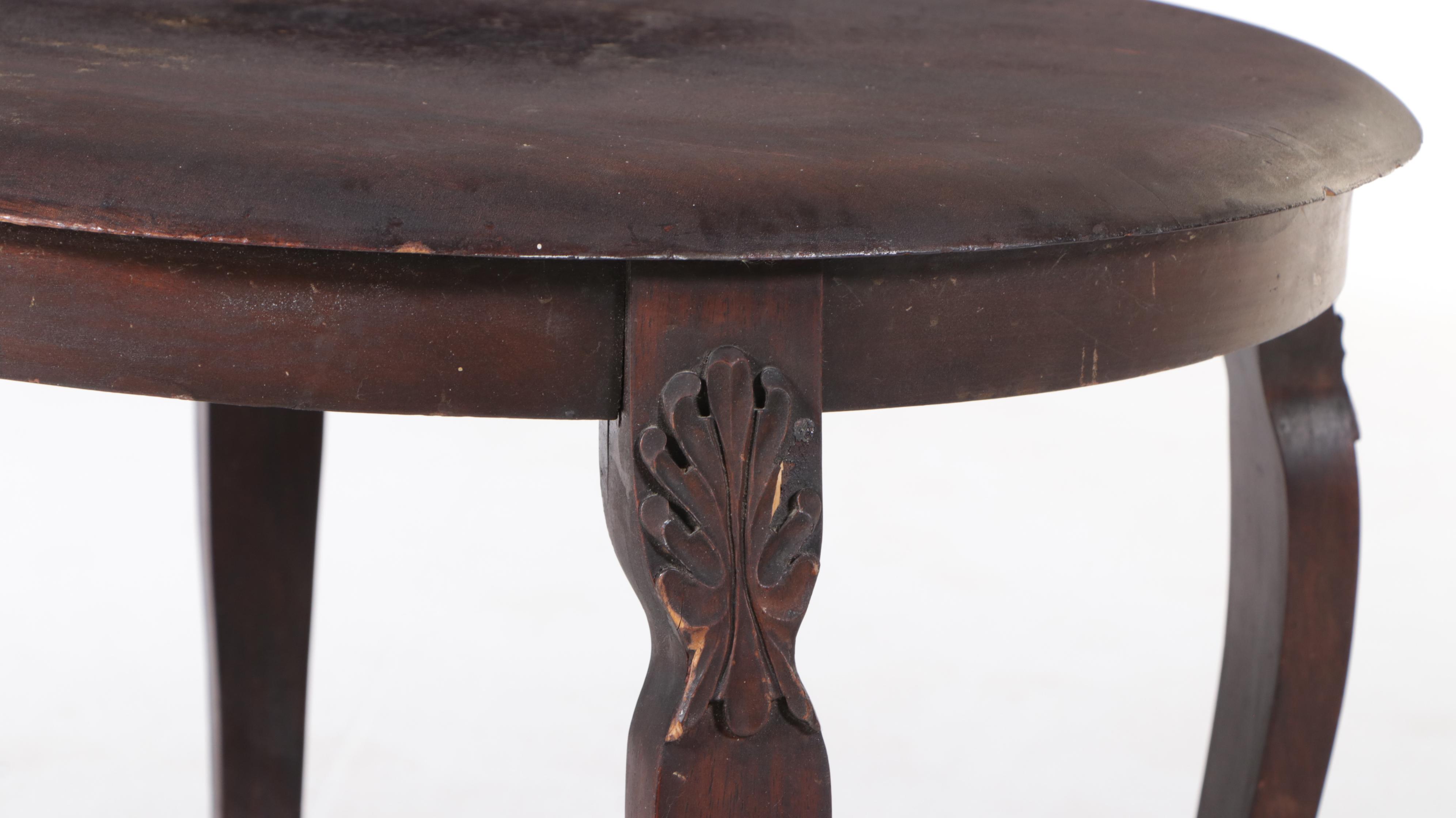 American Edwardian Style Walnut Finish Lamp Table, Early to Mid-20th Century