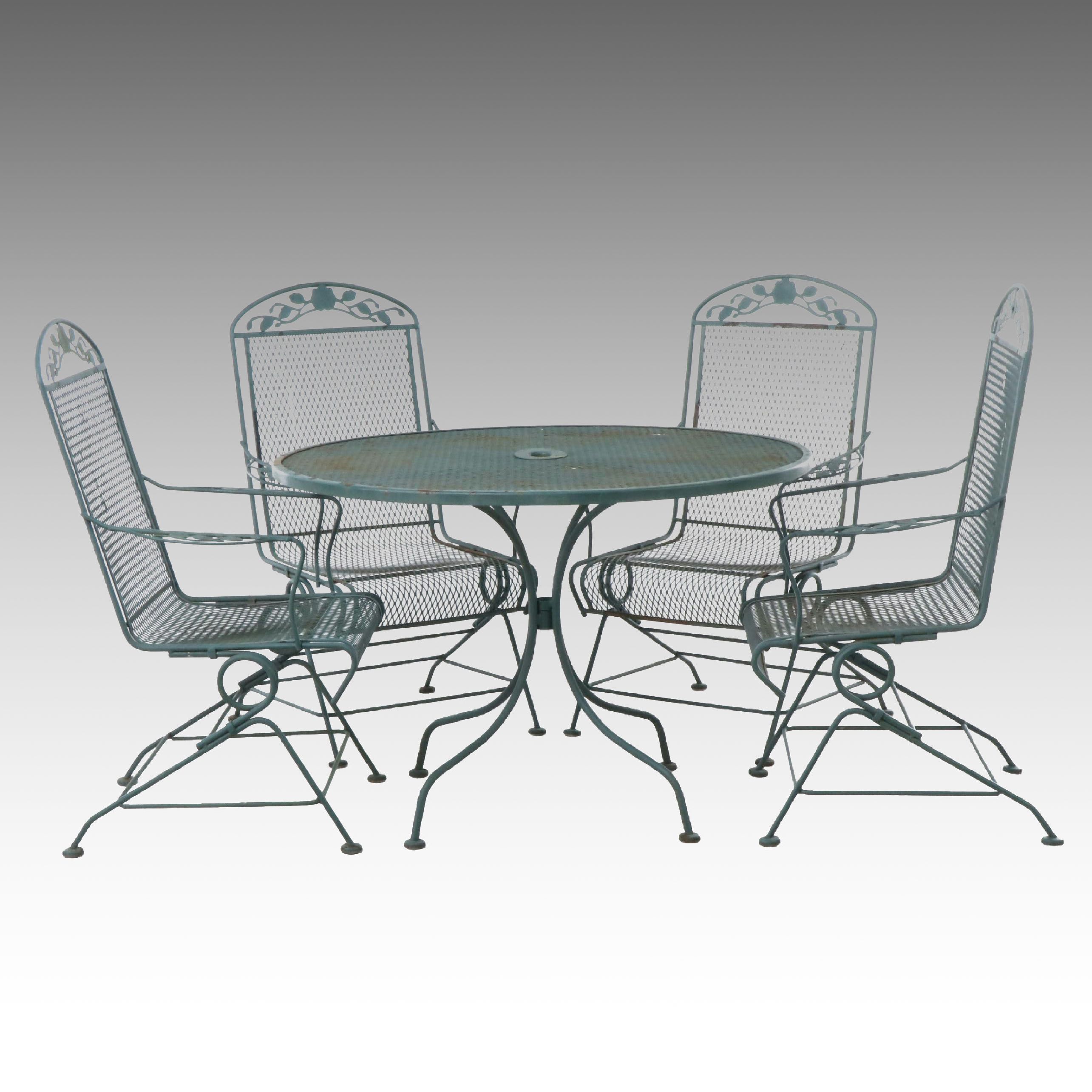 Green Painted Wrought Iron Patio Dining Set, Late 20th Century