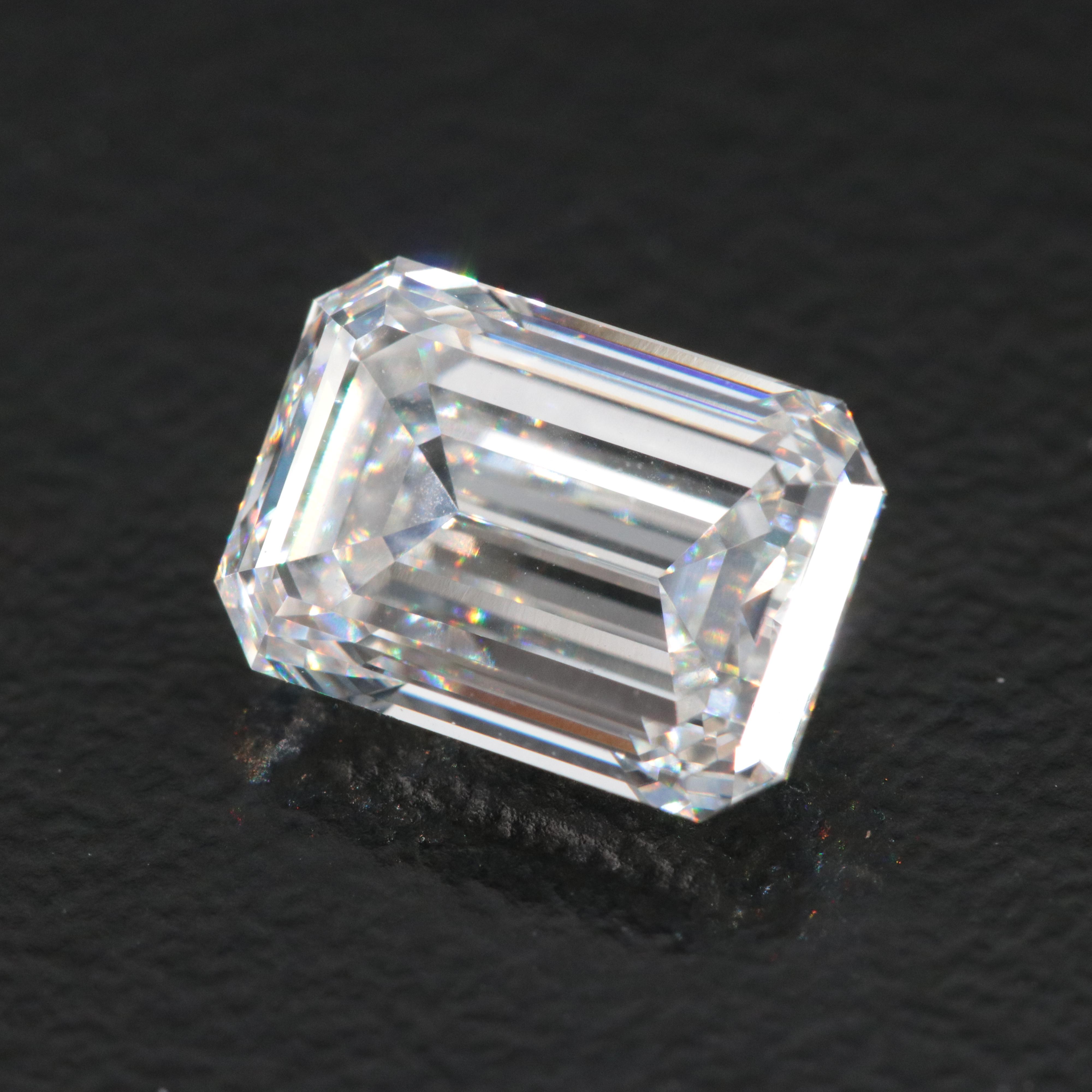 Loose 2.01 CT Lab Grown Diamond with IGI Report