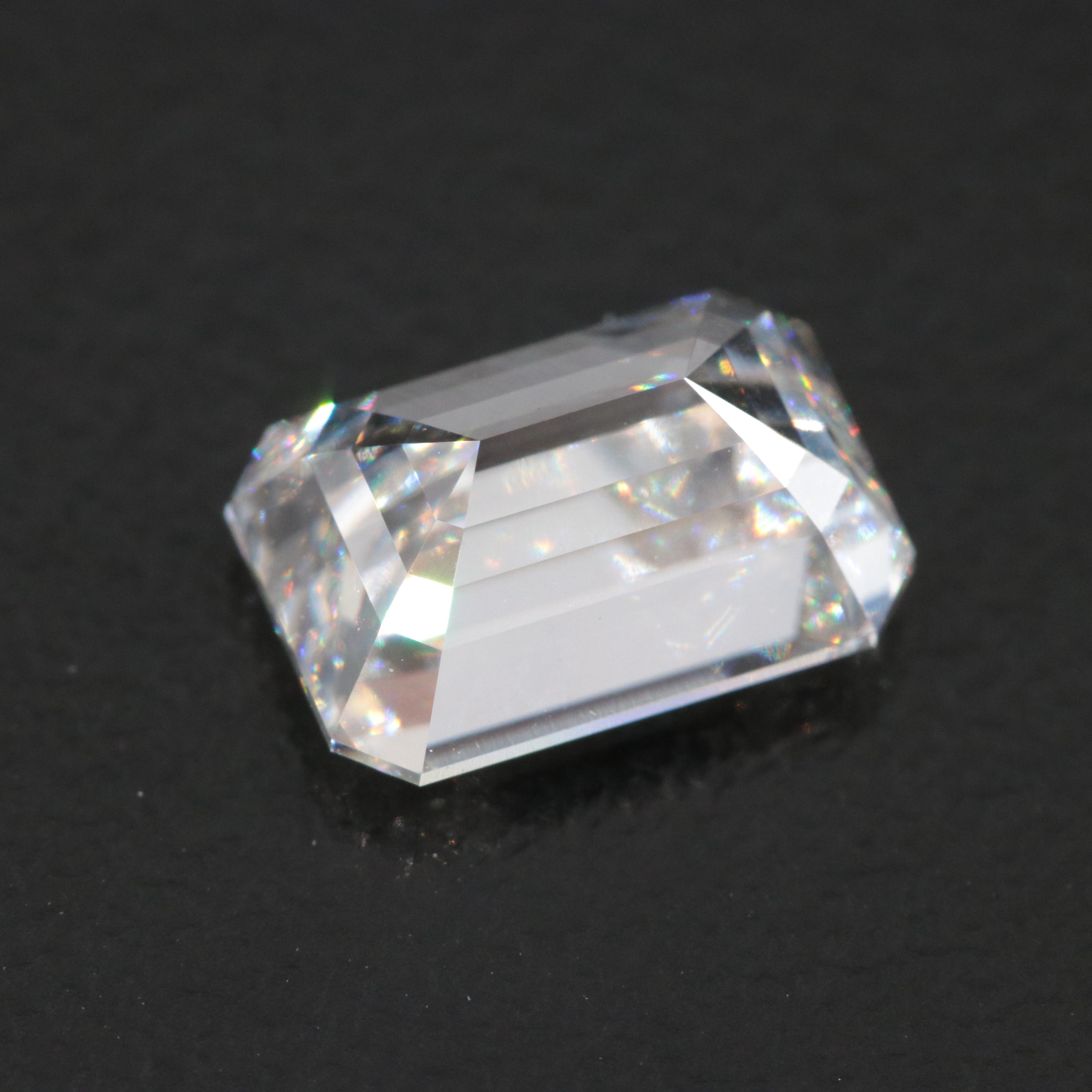 Loose 2.01 CT Lab Grown Diamond with IGI Report