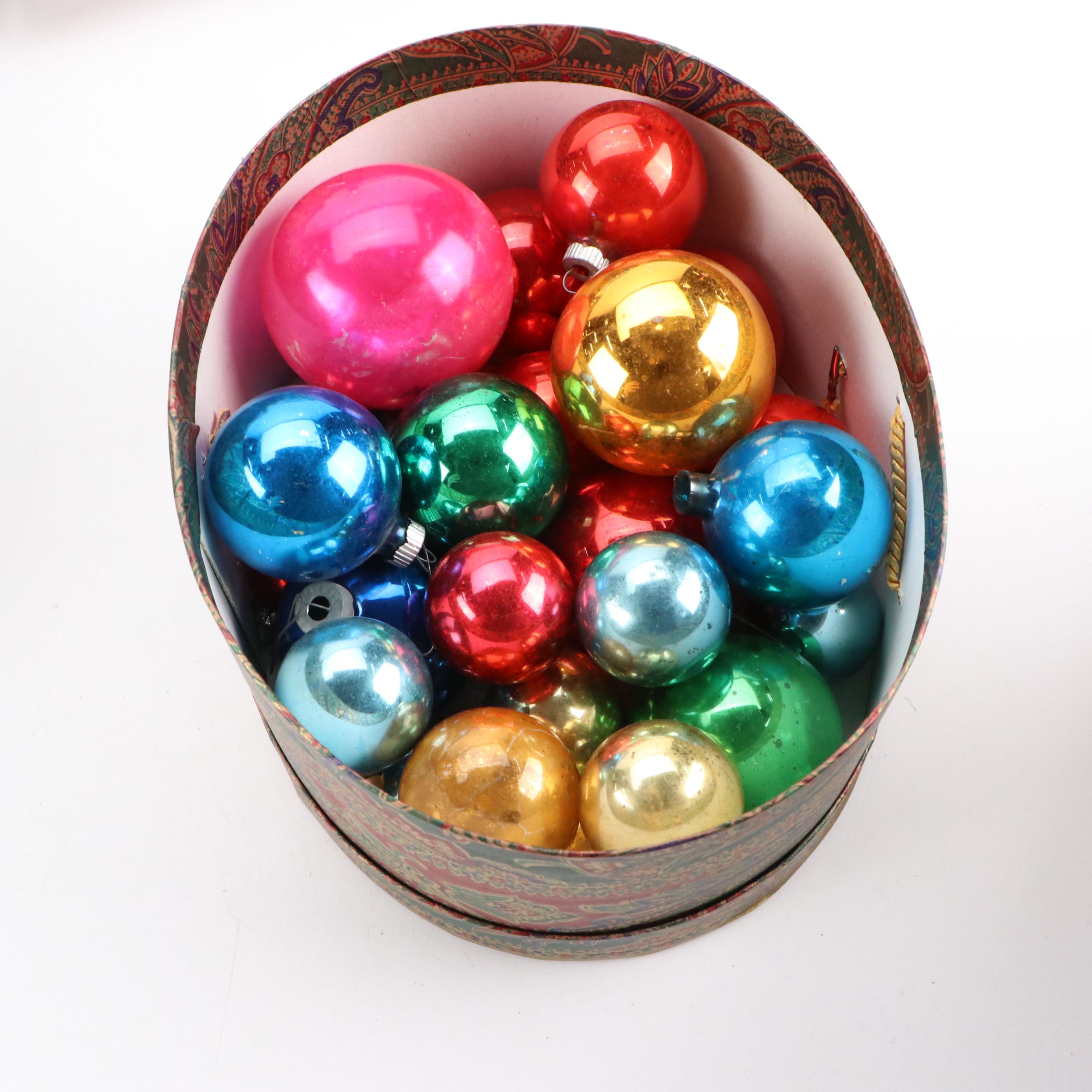 Shiny Brite, Trim Tyme, and More Vintage Glass Christmas Ornaments