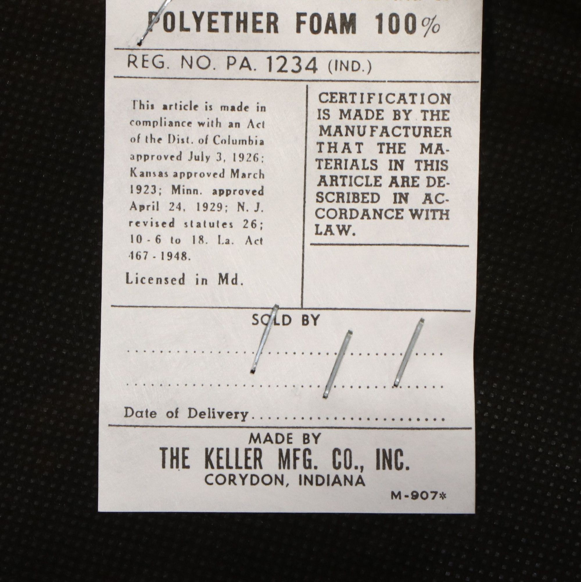 The Keller Mfg. Co. Queen Anne Style White Washed Wood Dining Set