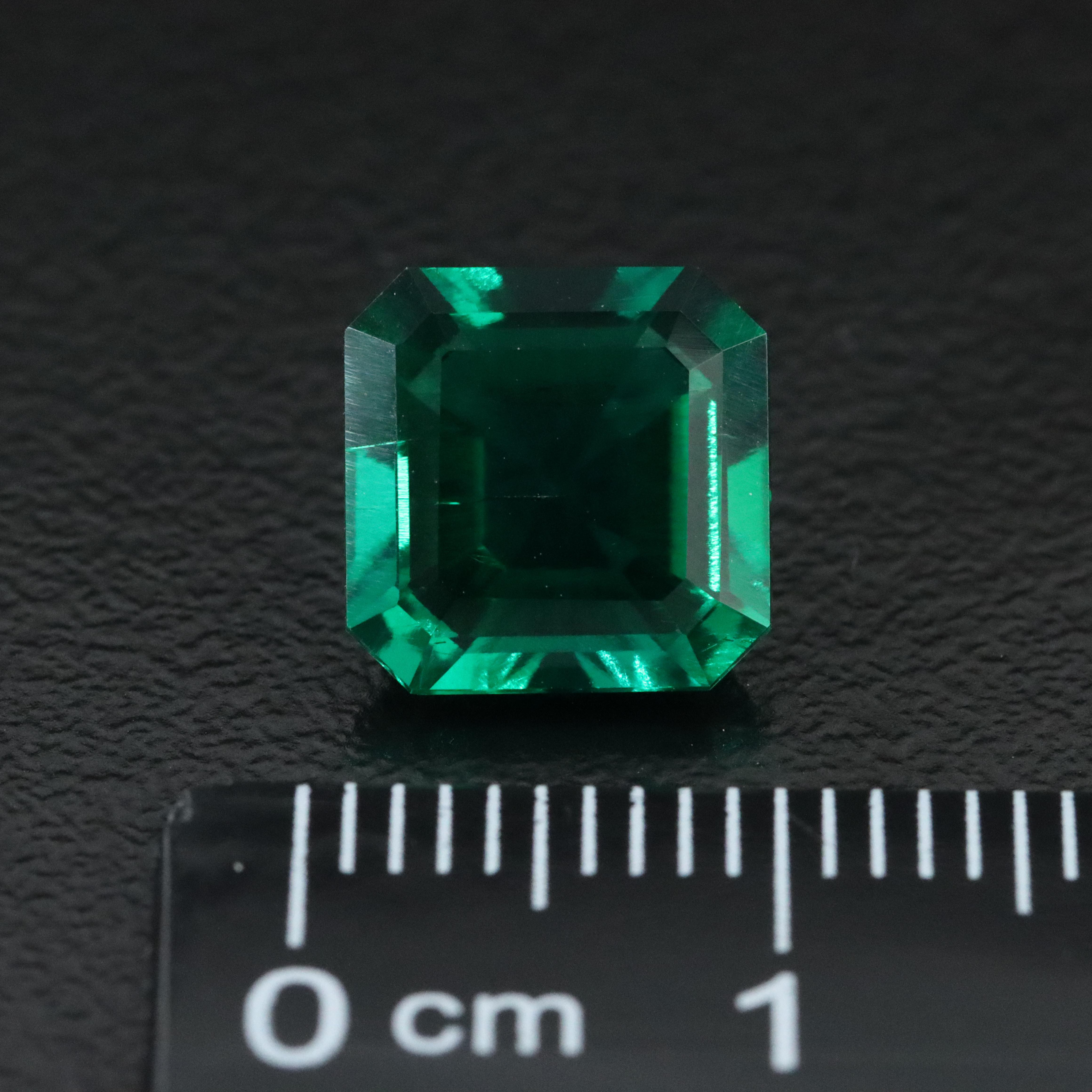 Loose 3.18 CT Lab Grown Emerald