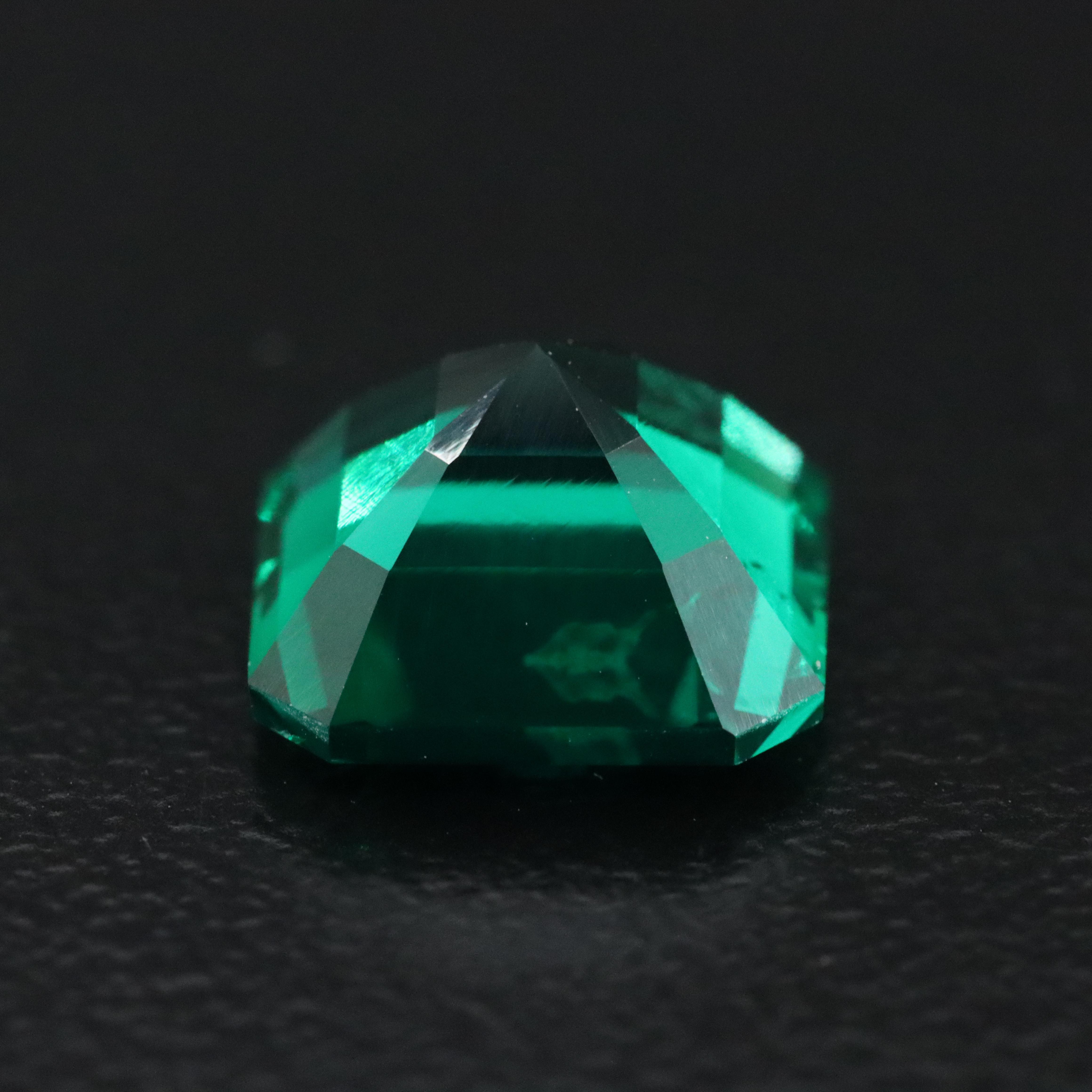Loose 3.18 CT Lab Grown Emerald